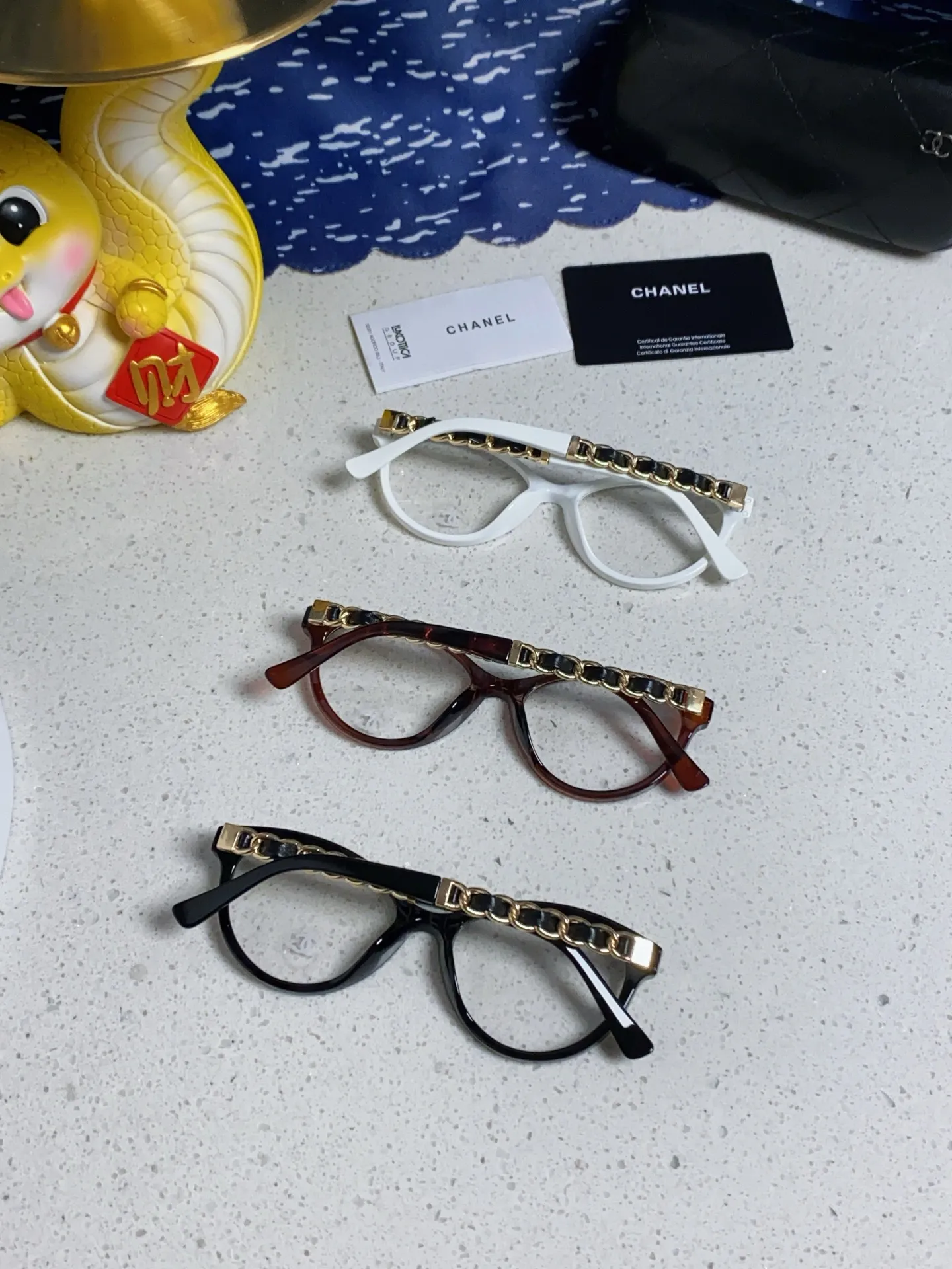 シャネル新作黒キャッツアイ眼鏡P55 - 画像 (11)