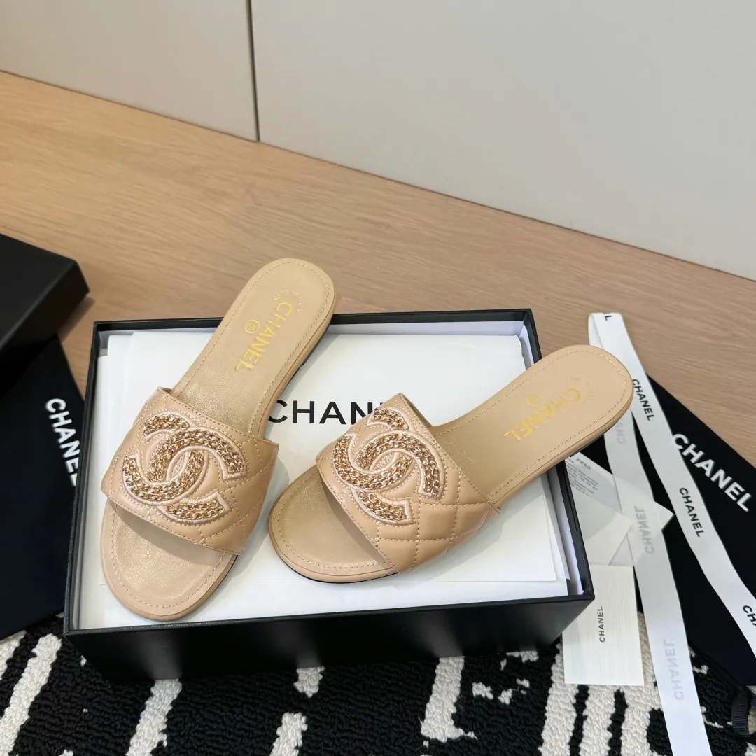 Chanel 新作ベージュレトロスタイルスリッパ - 画像 (4)