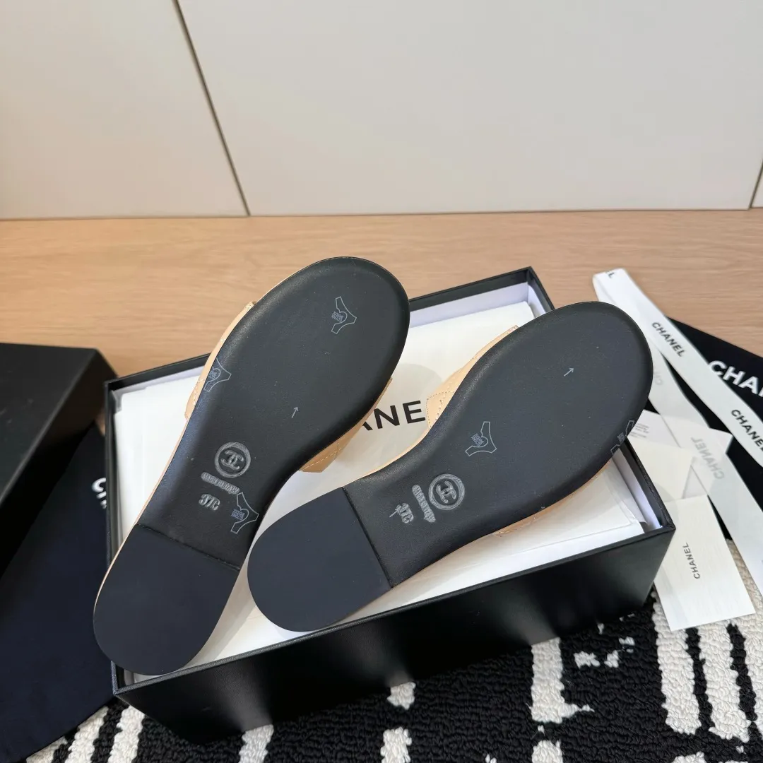 Chanel 新作ベージュレトロスタイルスリッパ - 画像 (10)