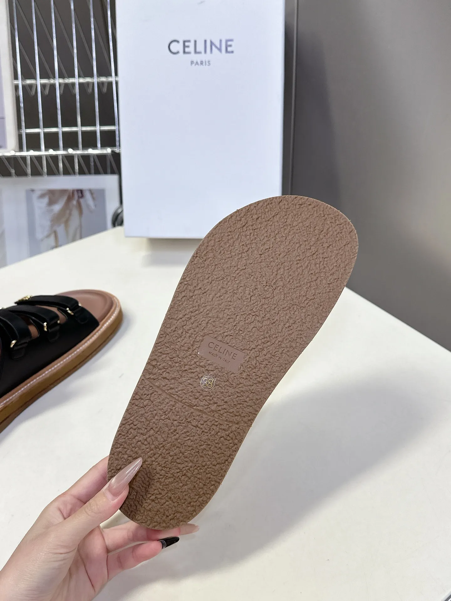 セリーヌ黒レトロなローマのサンダルとスリッパ - 画像 (10)