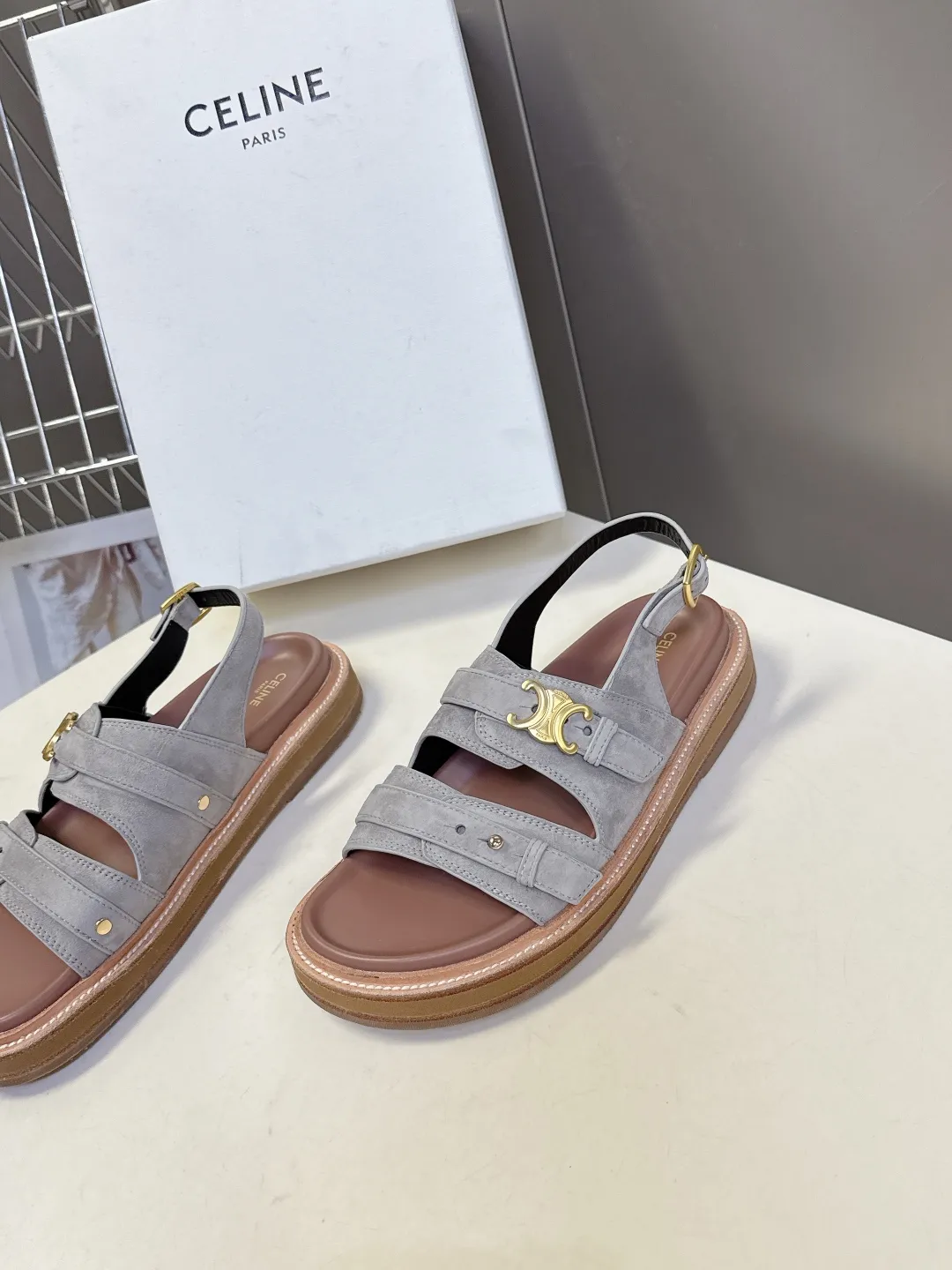 CELINE セリーヌ グレー レトロなローマのスリッパ - 画像 (4)