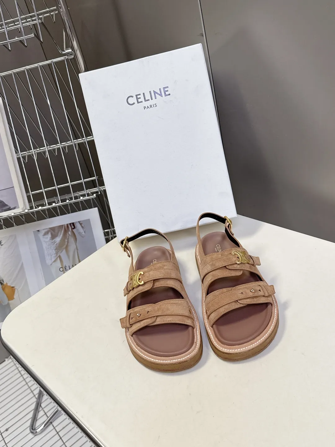 CELINE セリーヌ ベージュ レトロなローマのスリッパ
