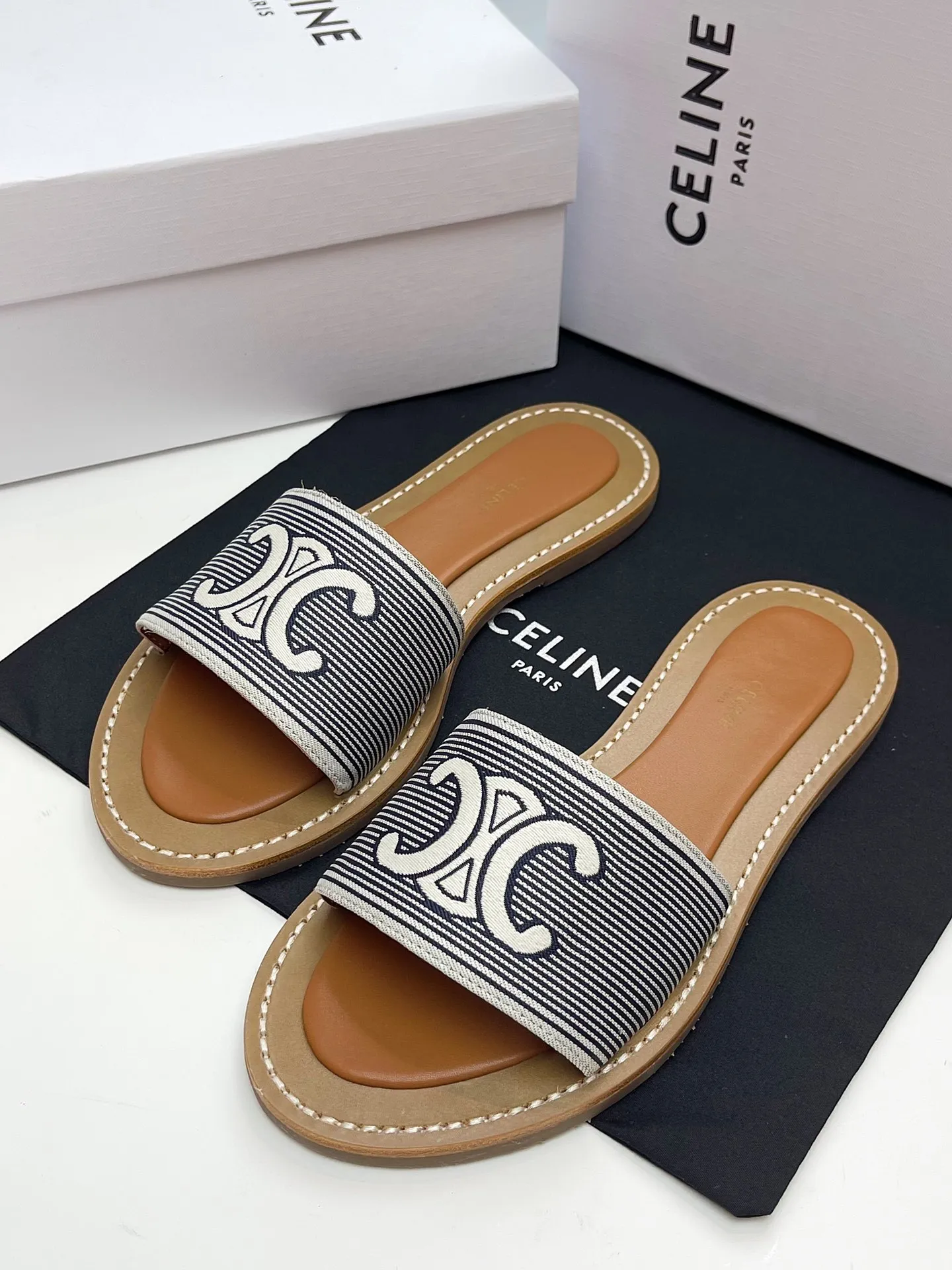 CEライン25凱旋門スリッパ白レトロスタイル - 画像 (3)