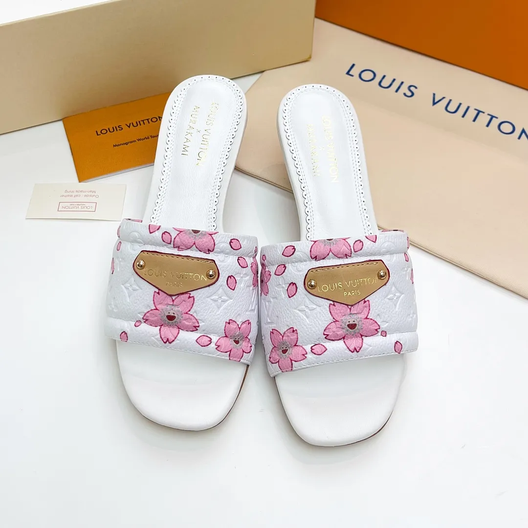 LOUIS VUITTON 桜柄 ピンク 厚いソールスリッパ