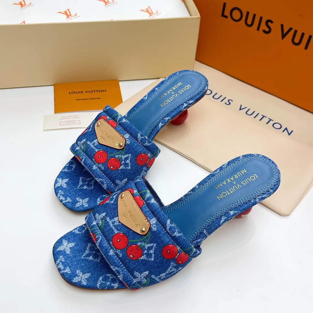 LOUIS VUITTON 新作ミュール ブルー 桜デザイン - 画像 (4)