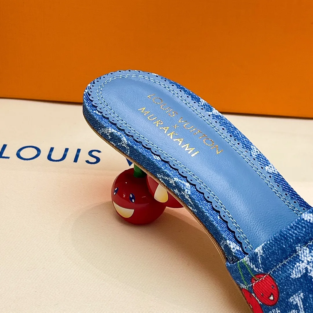 LOUIS VUITTON 新作ミュール ブルー 桜デザイン - 画像 (6)