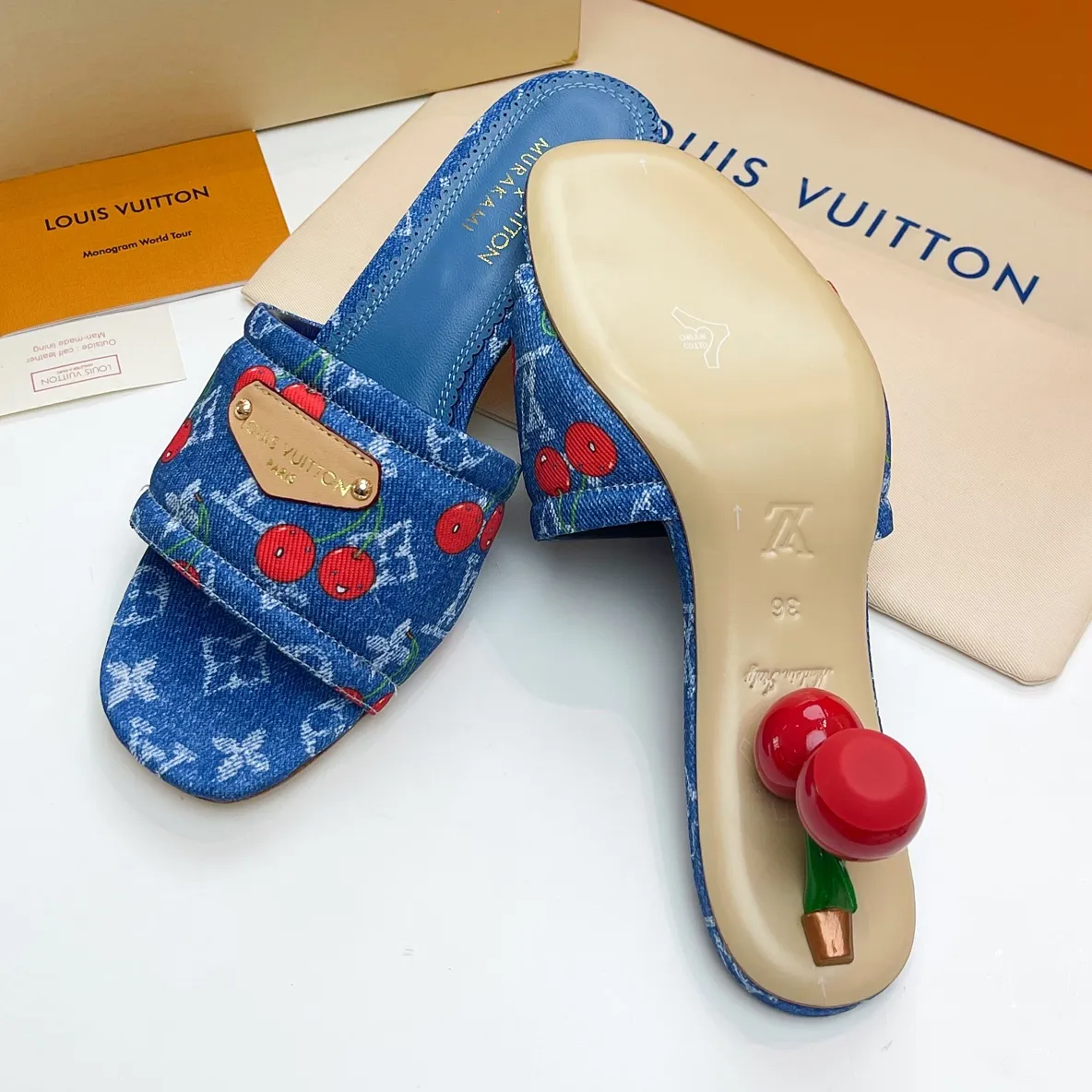 LOUIS VUITTON 新作ミュール ブルー 桜デザイン - 画像 (10)