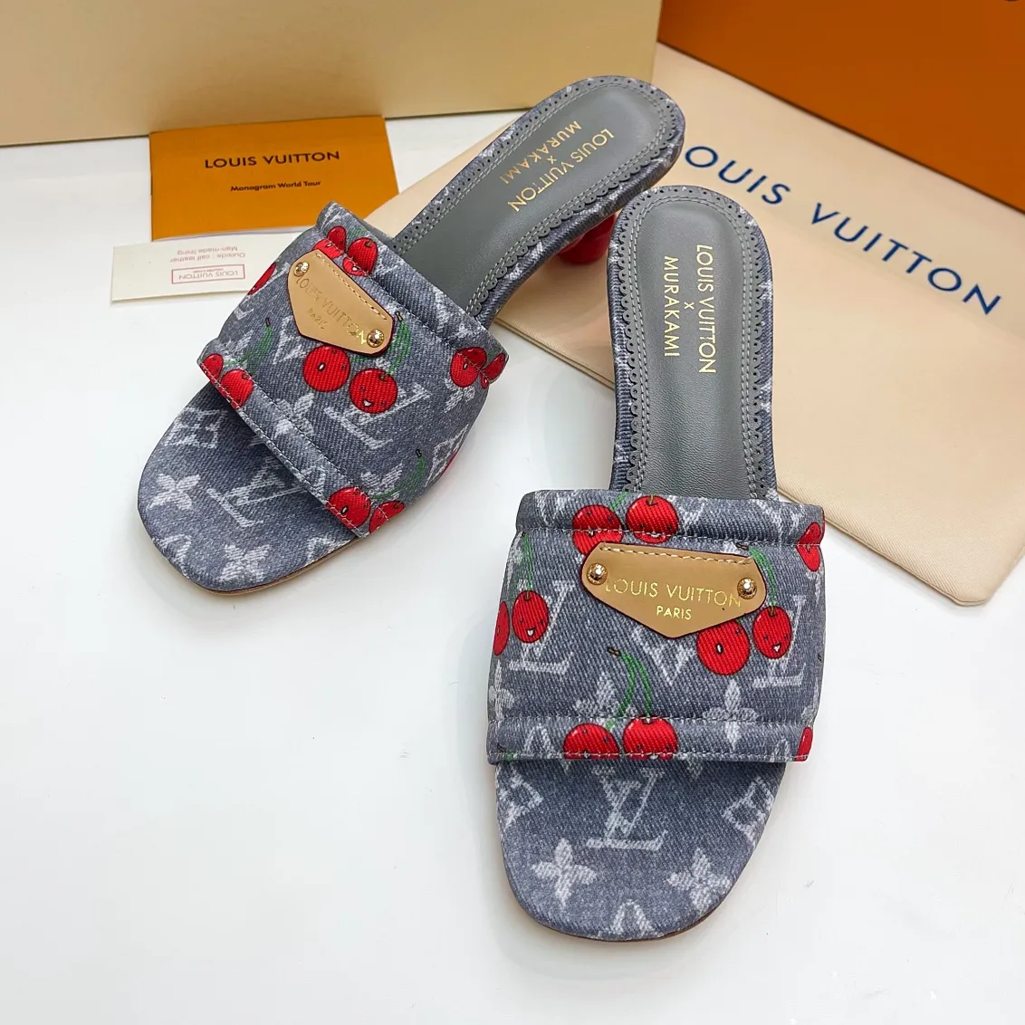 LOUIS VUITTON 村上隆桜スリッパ 5.5CMミュール - 画像 (3)