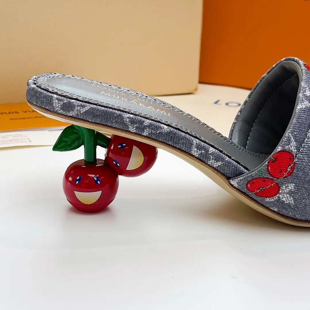 LOUIS VUITTON 村上隆桜スリッパ 5.5CMミュール - 画像 (9)