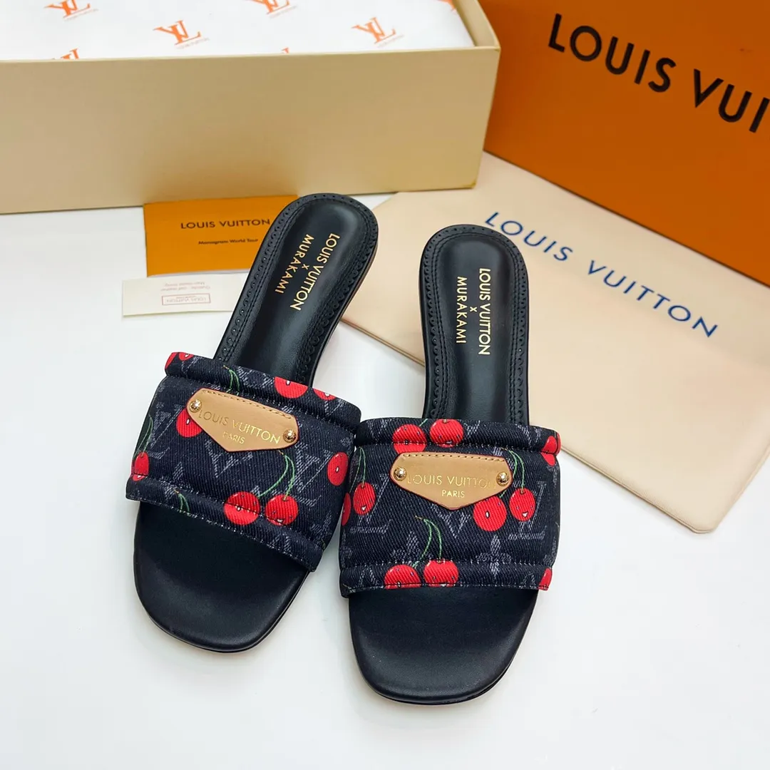 LOUIS VUITTON 新作桜柄ミュール 黒 5.5CMハイヒール