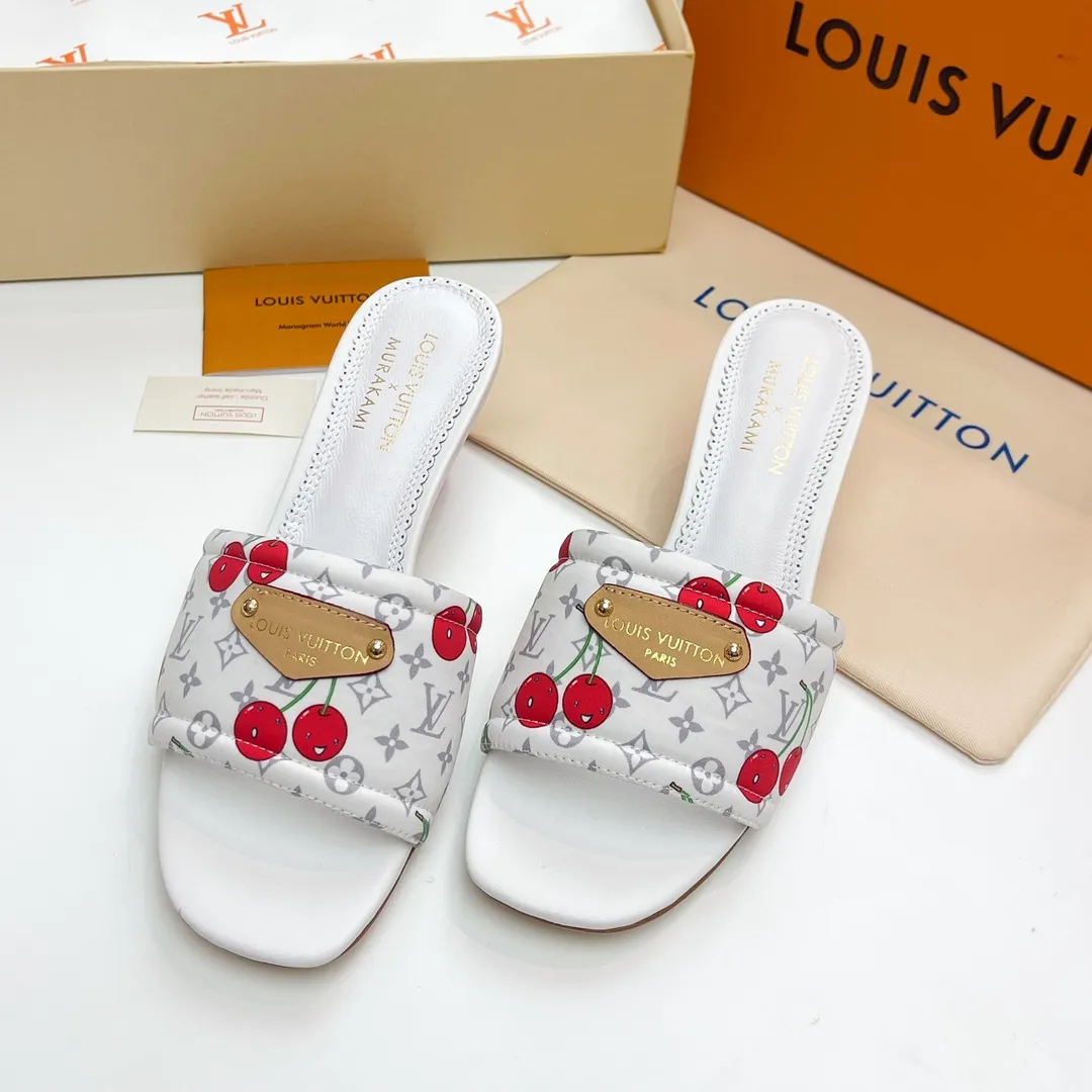 LOUIS VUITTON 新作桜柄ミュール 5.5CM