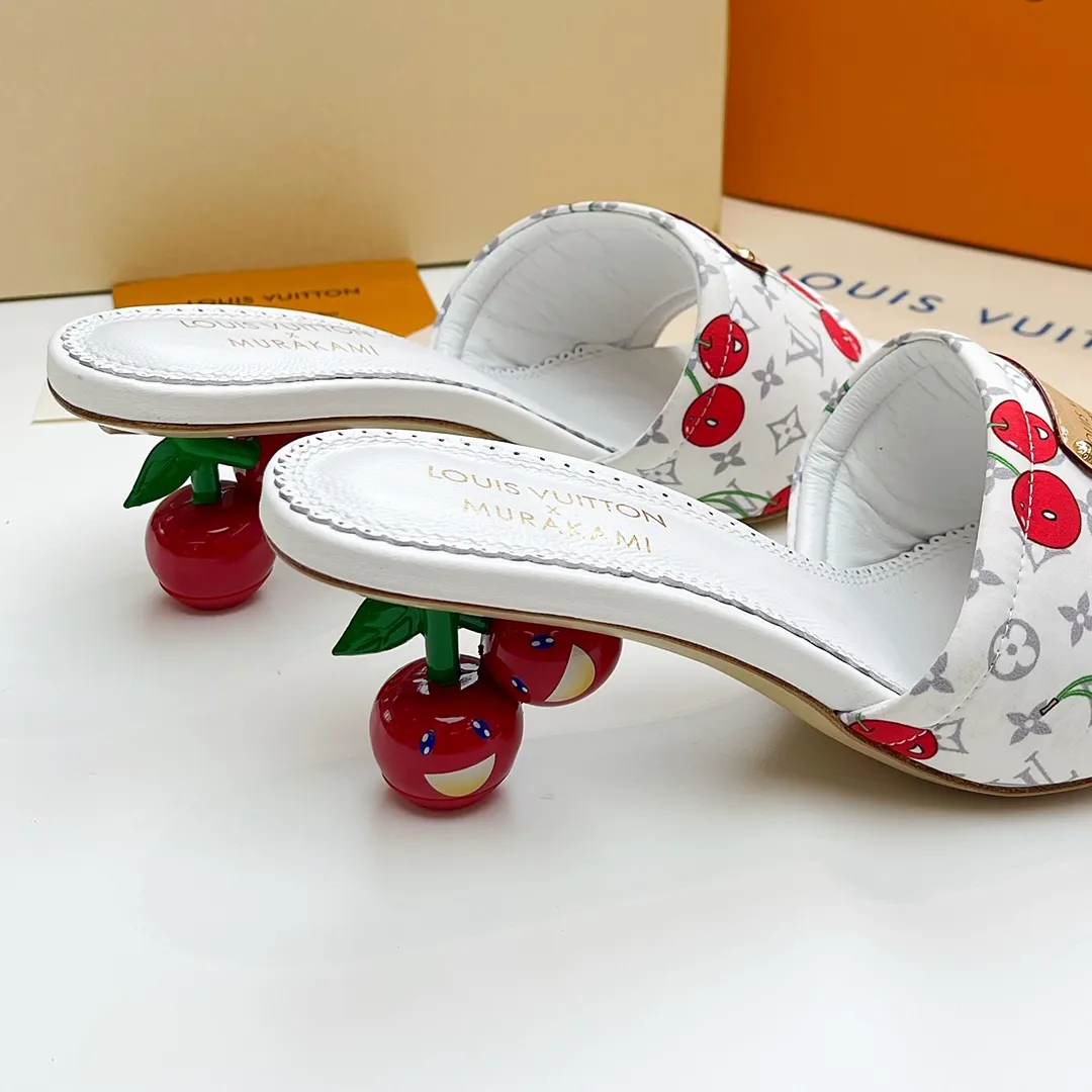 LOUIS VUITTON 新作桜柄ミュール 5.5CM - 画像 (6)