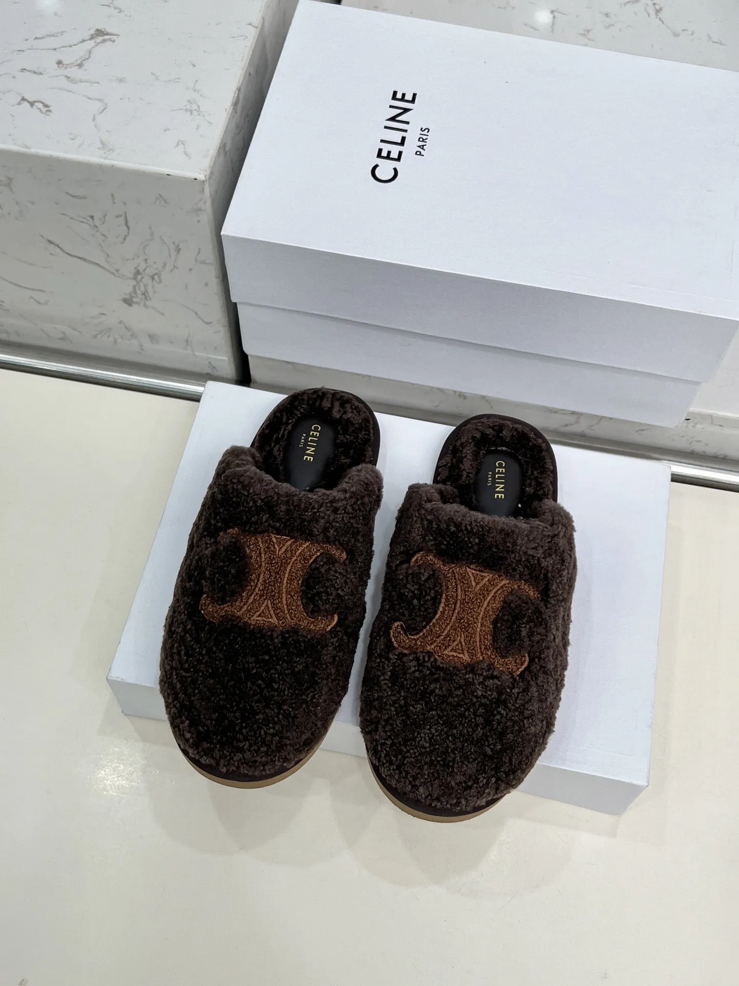 CELINE 2025新作ウールスリッパ ブラウン クラシック