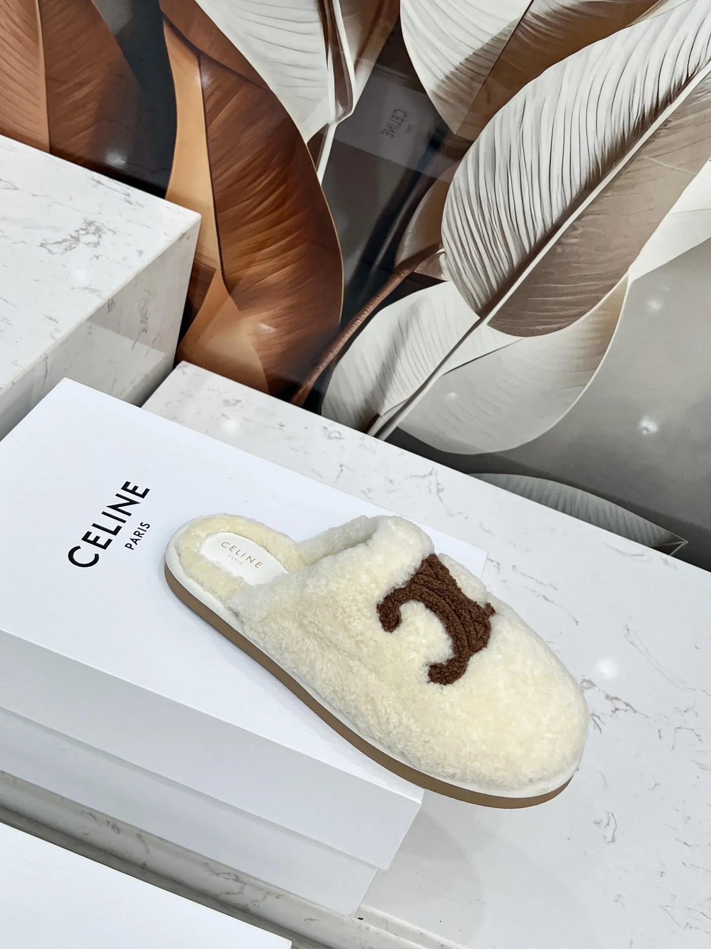 CELINE 2025新作ウールスリッパ ホワイト クラシック - 画像 (6)