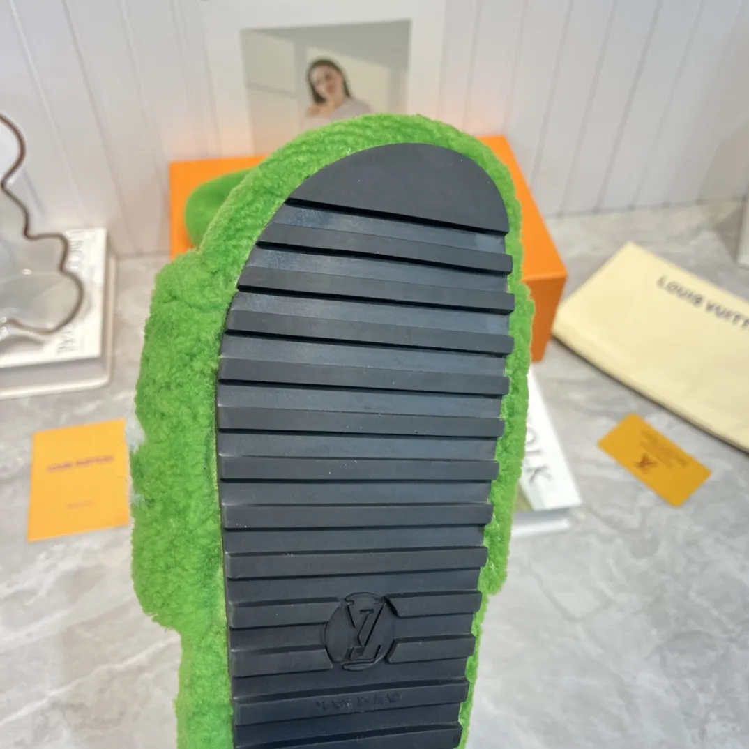 Louis Vuitton 2022新作ウールスリッパ 緑色フラット - 画像 (8)
