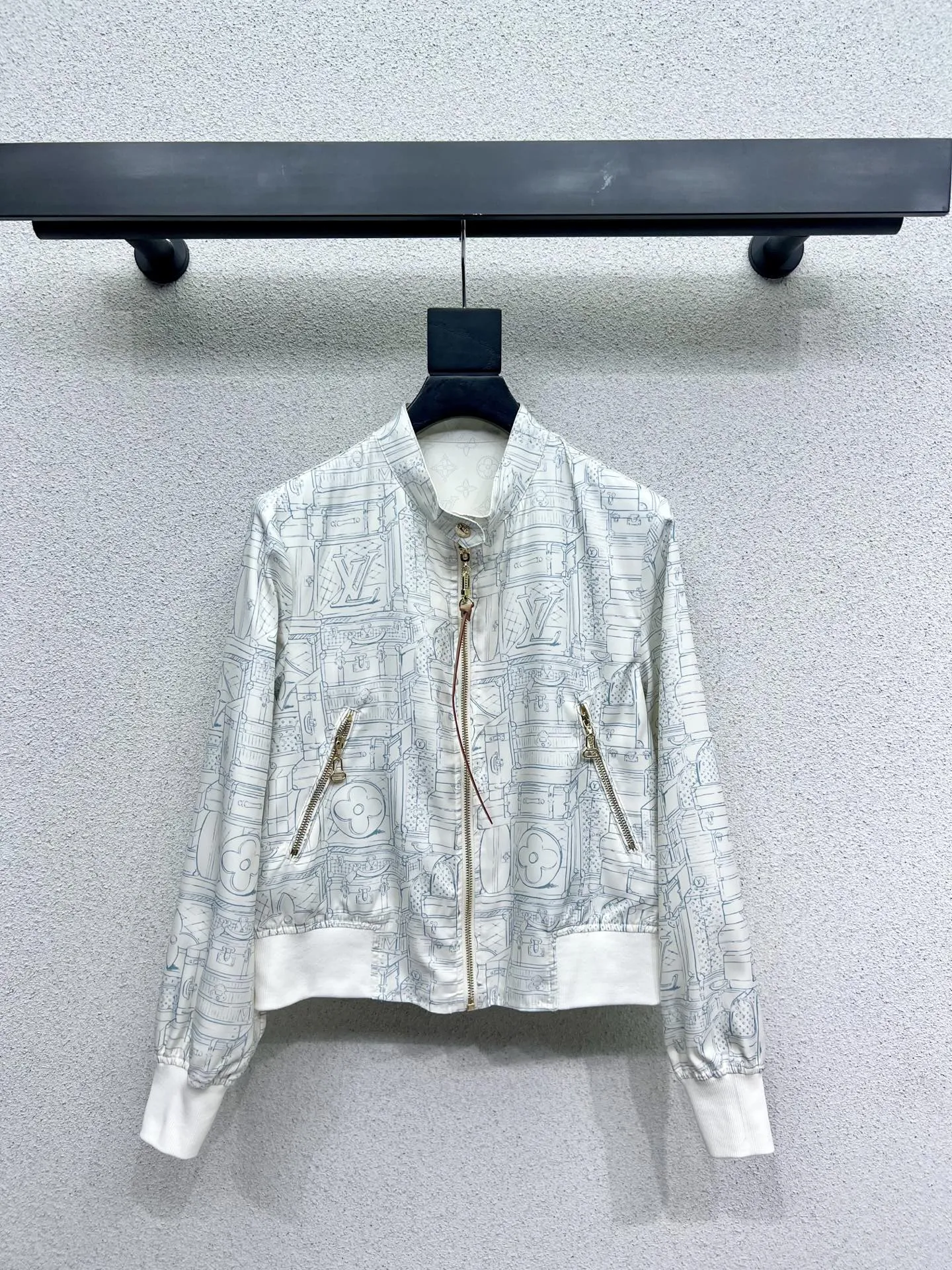 Louis Vuitton 新作黒両面ジャケットチェック柄SML