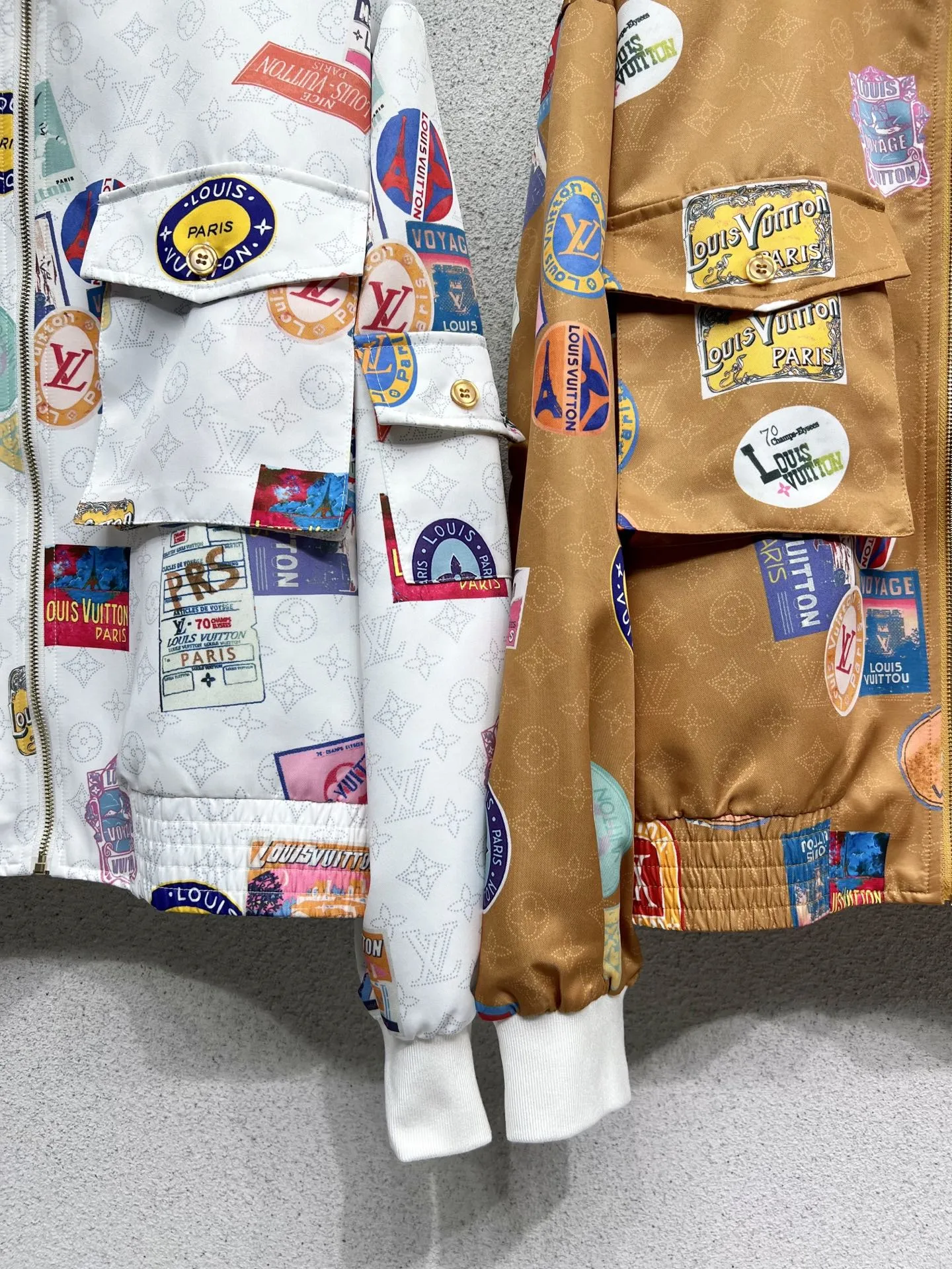 LOUIS VUITTON 印刷ジャケット 黒と白 フード付き - 画像 (5)