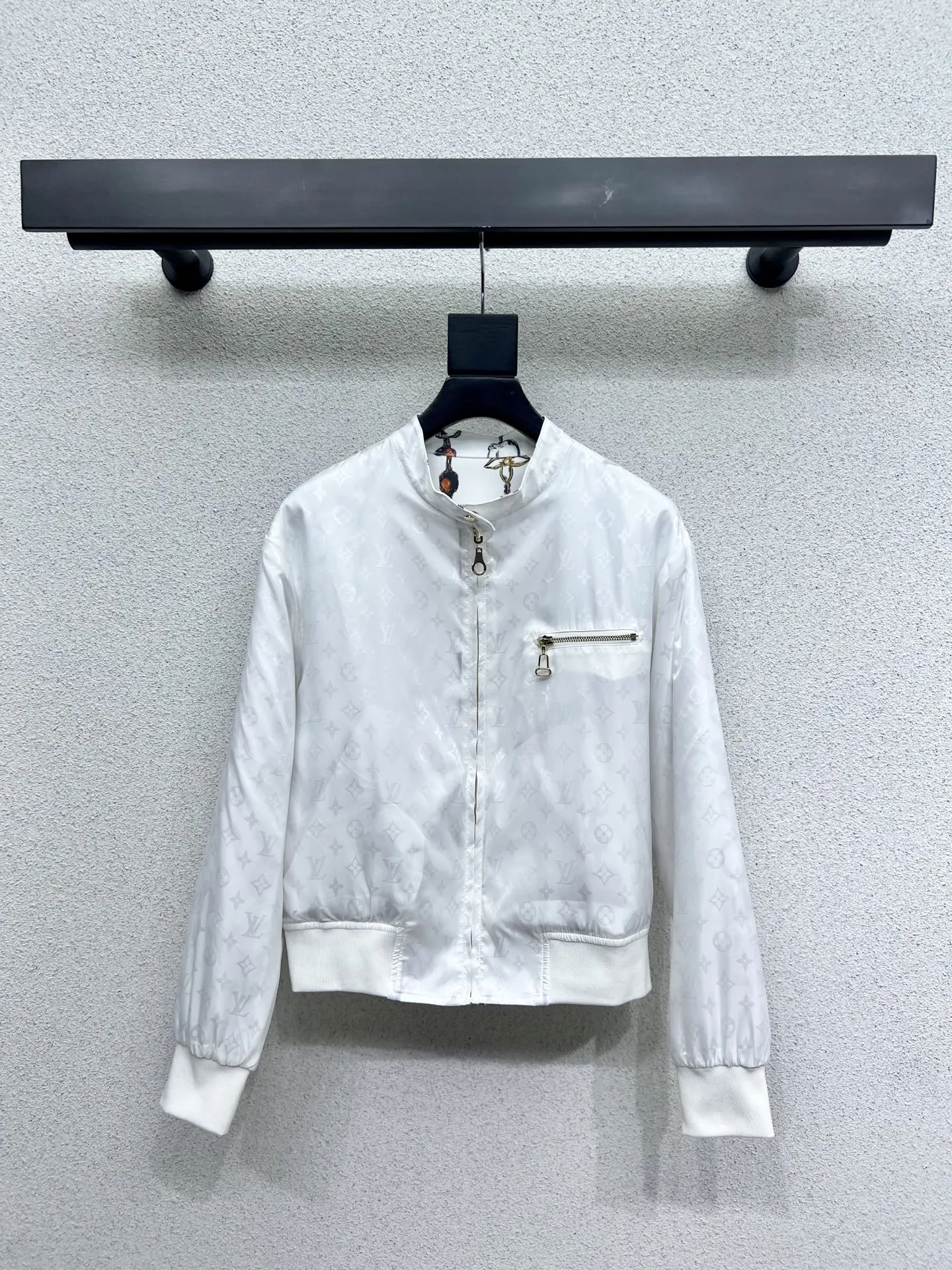 LOUIS VUITTON 黒 両面ジャケット 新作