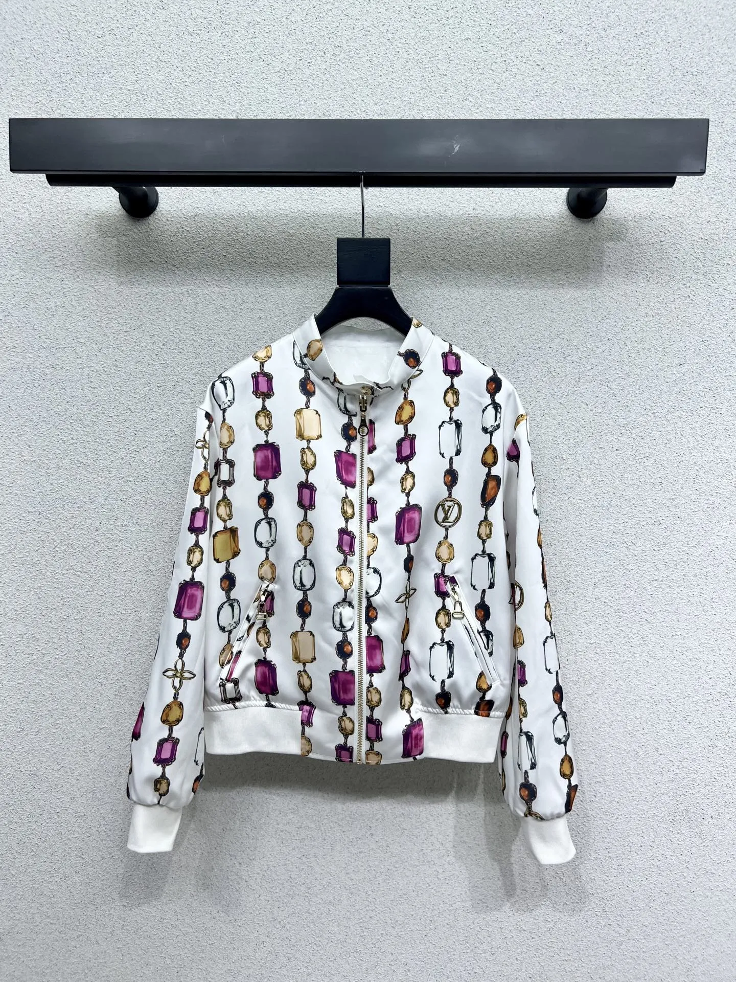 LOUIS VUITTON 黒 両面ジャケット 新作 - 画像 (6)