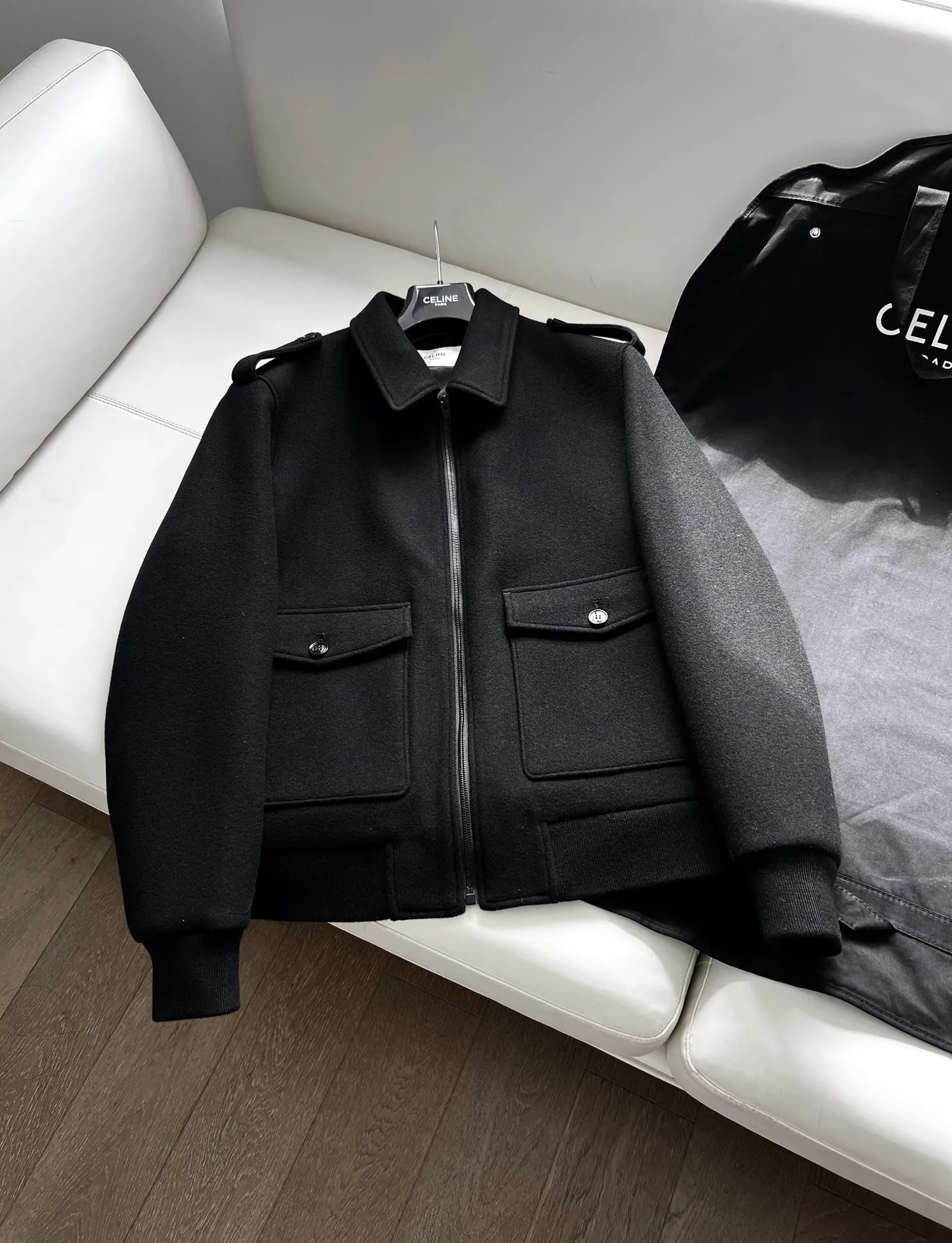CELINE黒両面カシミヤウエストジャケット新作 - 画像 (4)
