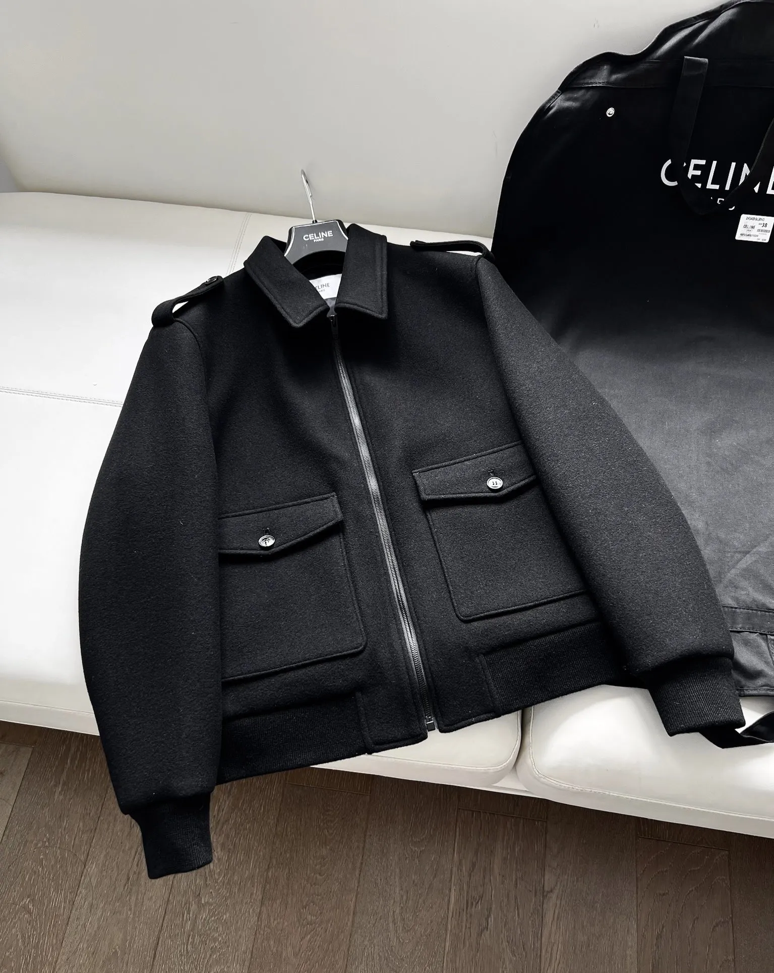 CELINE黒両面カシミヤウエストジャケット新作 - 画像 (5)