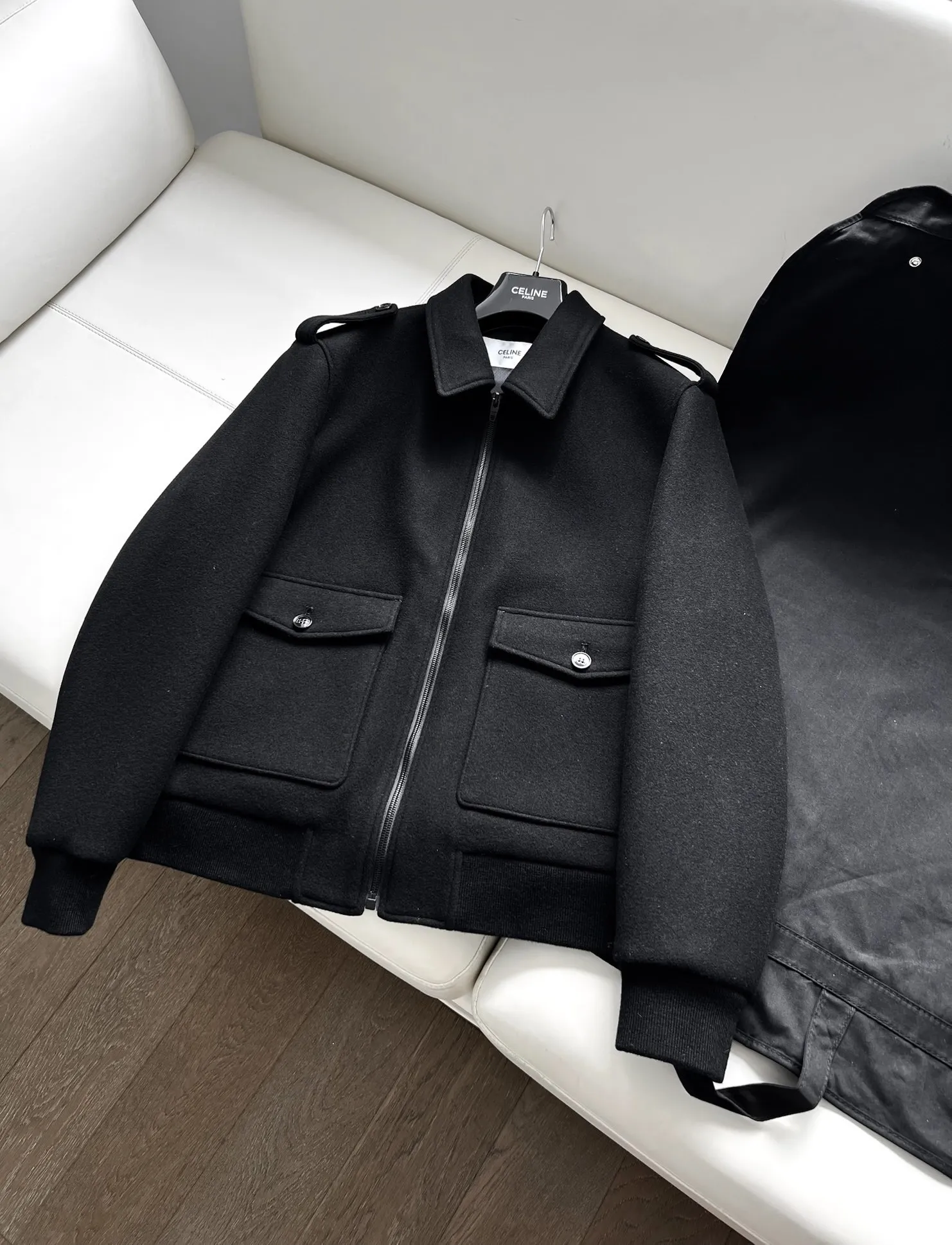 CELINE黒両面カシミヤウエストジャケット新作 - 画像 (6)