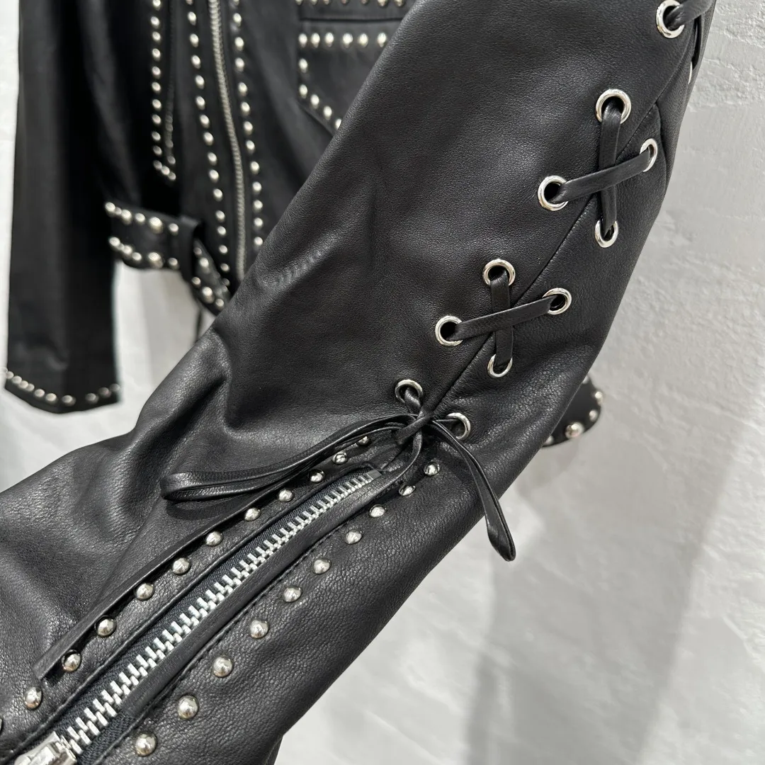 セリーヌ新作黒レザージャケットフード付き - 画像 (5)