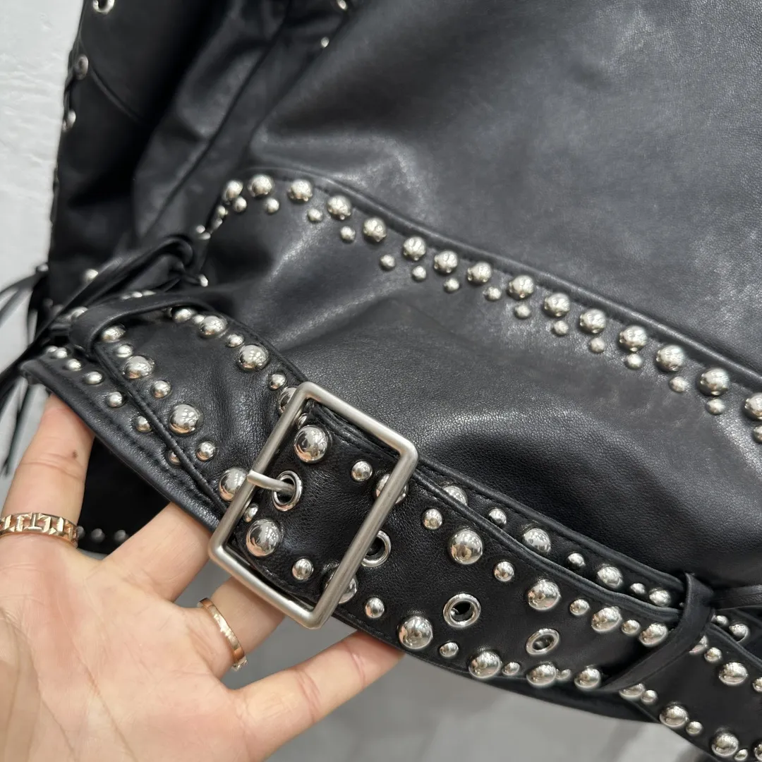 セリーヌ新作黒レザージャケットフード付き - 画像 (8)