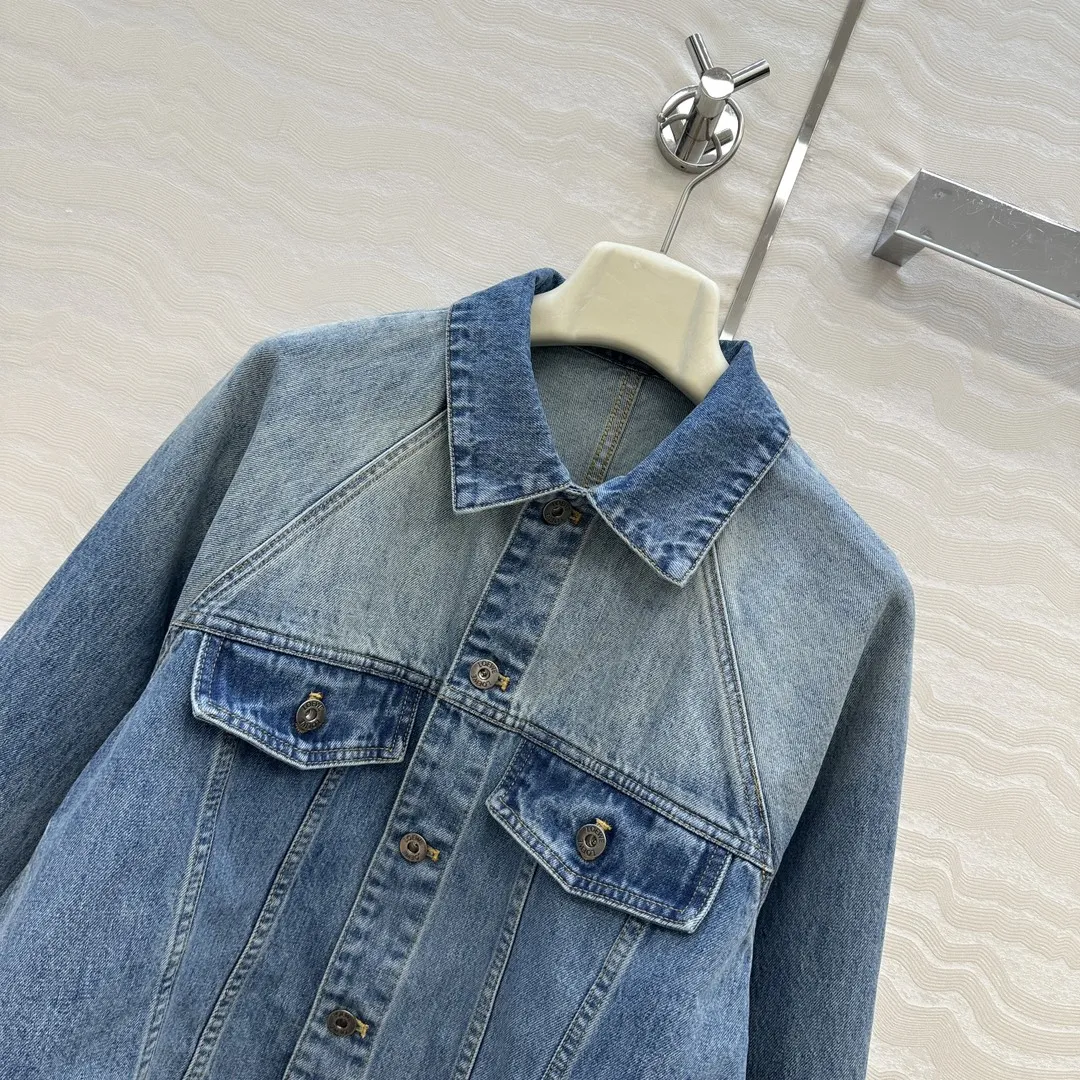 Loewe 新作黒デニムジャケットAラインスタイル - 画像 (3)