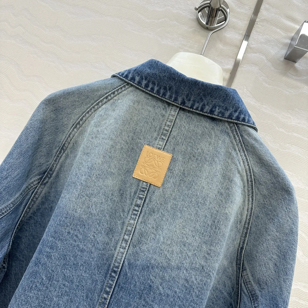 Loewe 新作黒デニムジャケットAラインスタイル - 画像 (10)