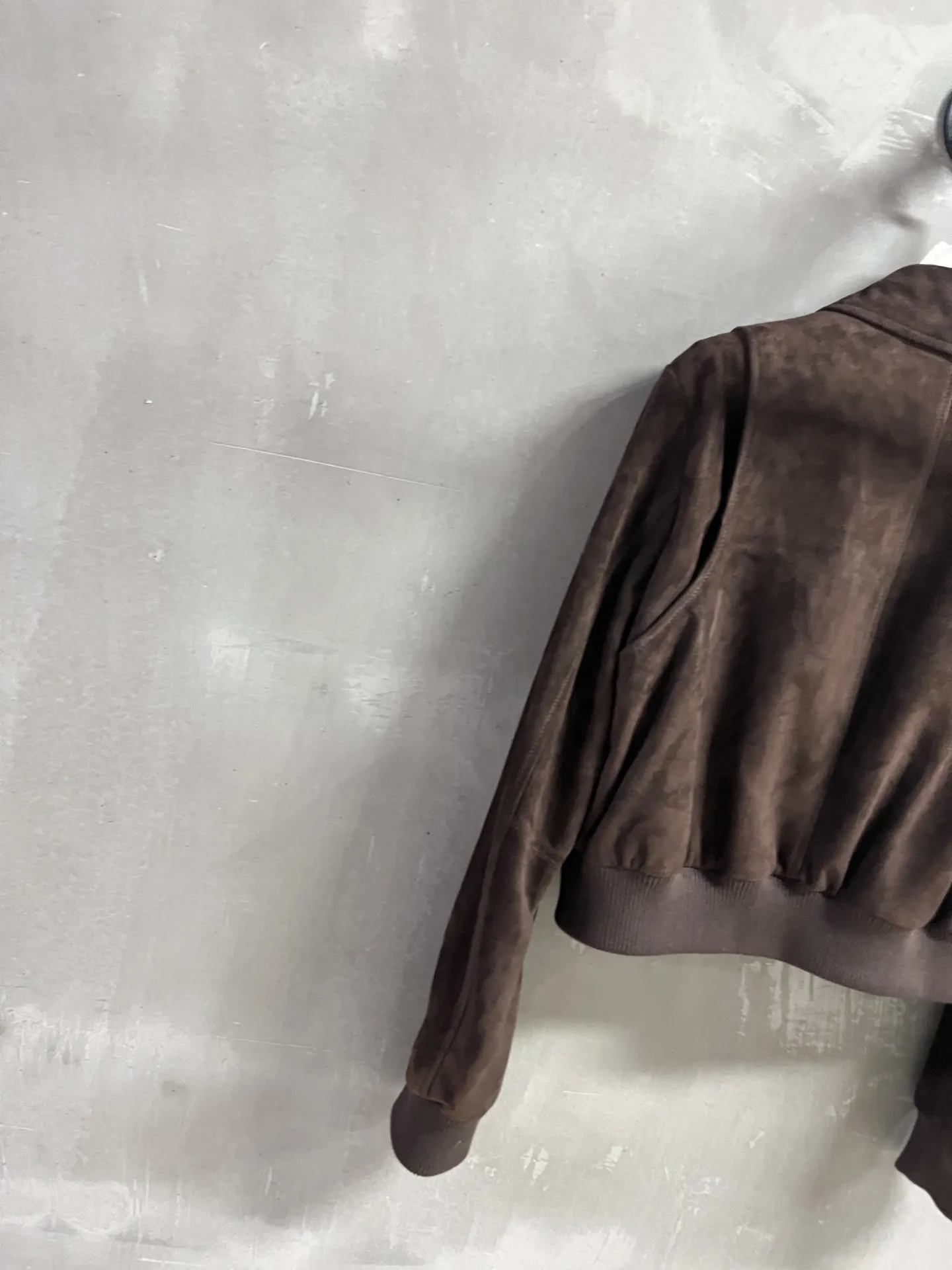 MiuMiu新作黒レザージャケット秋と冬 - 画像 (8)