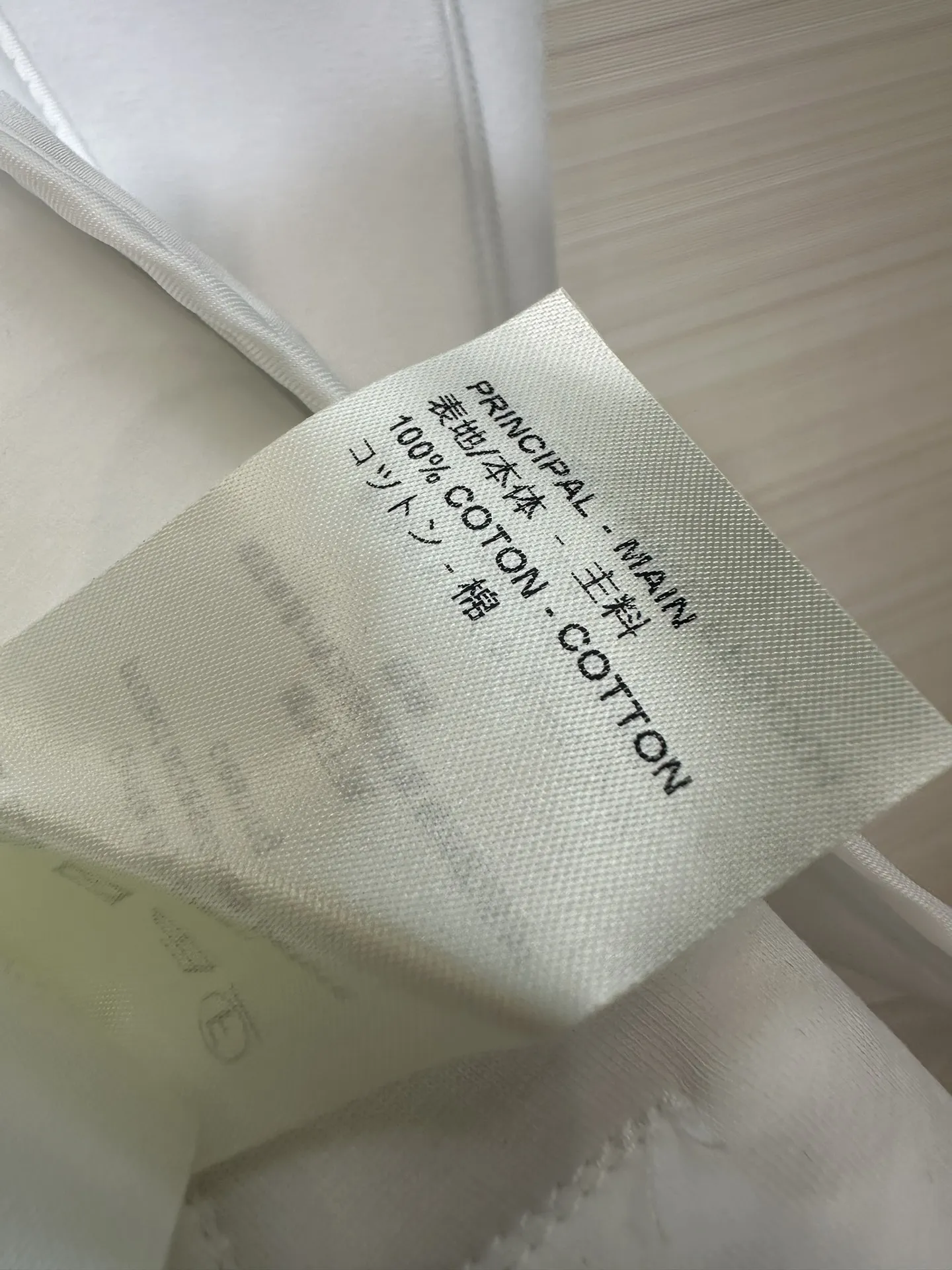 Louis Vuitton 新作黒フード付きジャケット - 画像 (13)