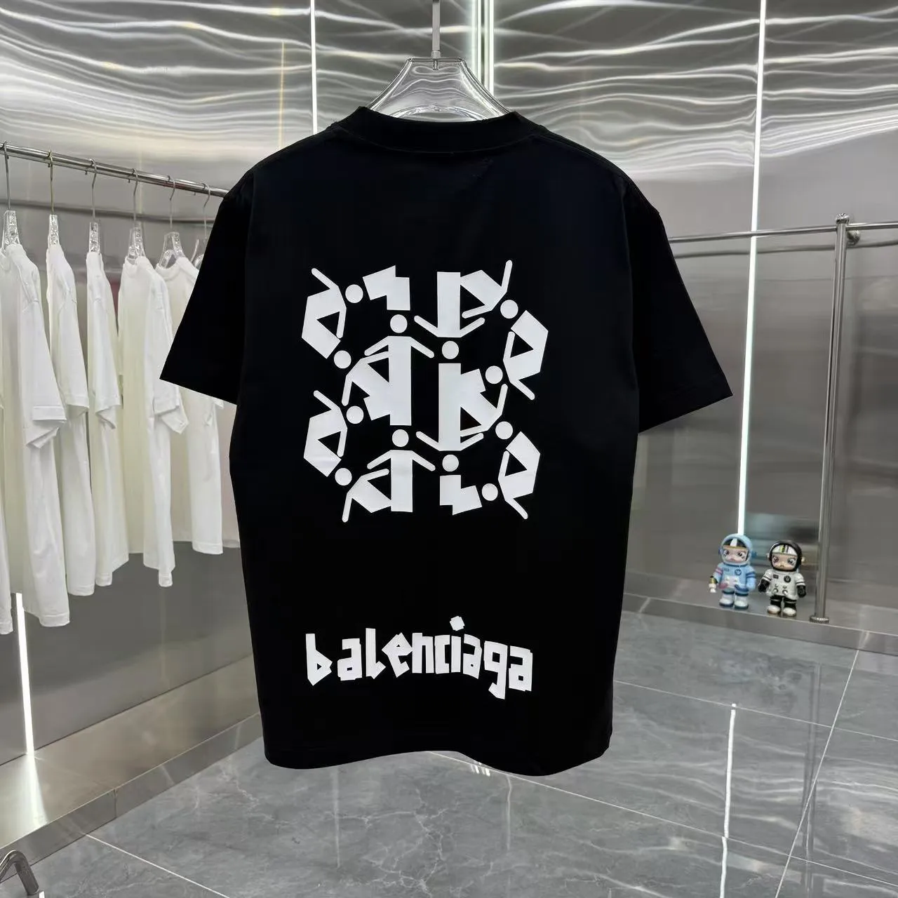 BALENCIAGA 黒 厚板シリコンプリントTシャツ - 画像 (8)