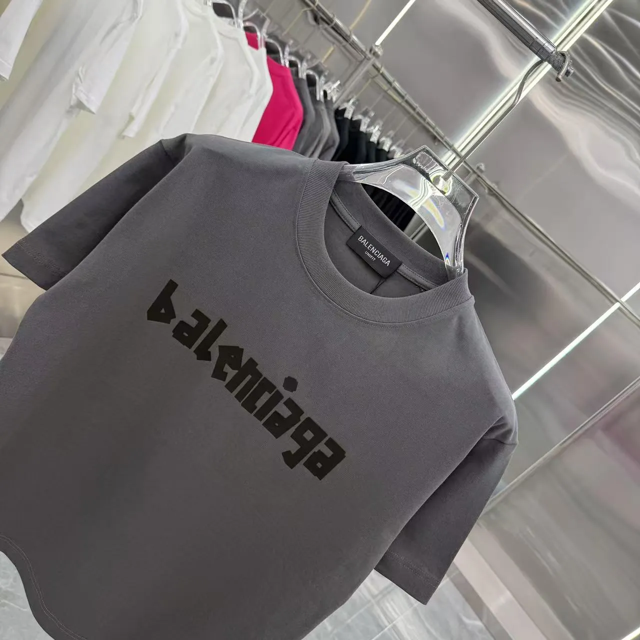 BALENCIAGA グレー 厚板シリコンプリントTシャツ - 画像 (4)