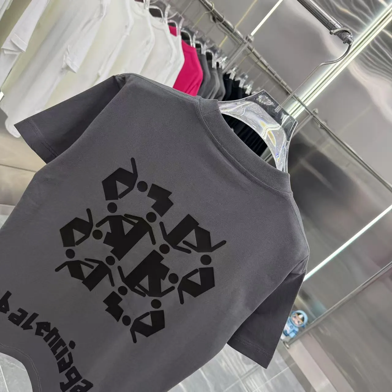 BALENCIAGA グレー 厚板シリコンプリントTシャツ - 画像 (9)