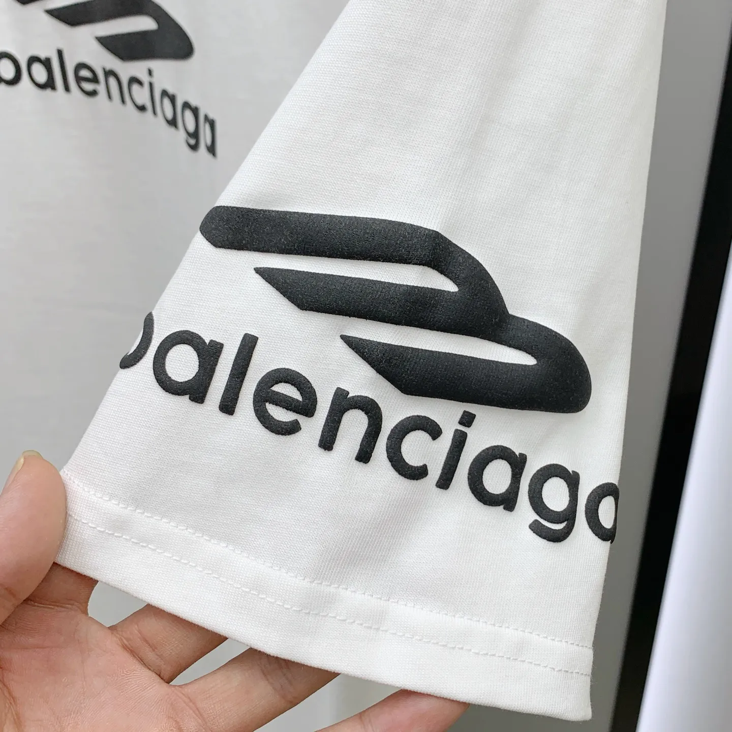 Balenciaga バレンシアガ 白 Tシャツ 2025夏新作 - 画像 (8)