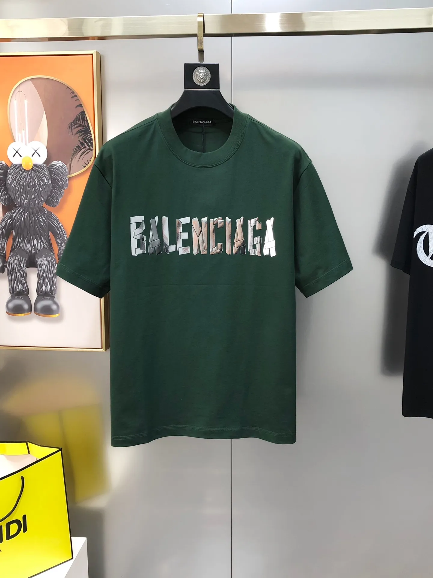 Balenciaga 白 2025春夏の新作メンズTシャツ - 画像 (3)