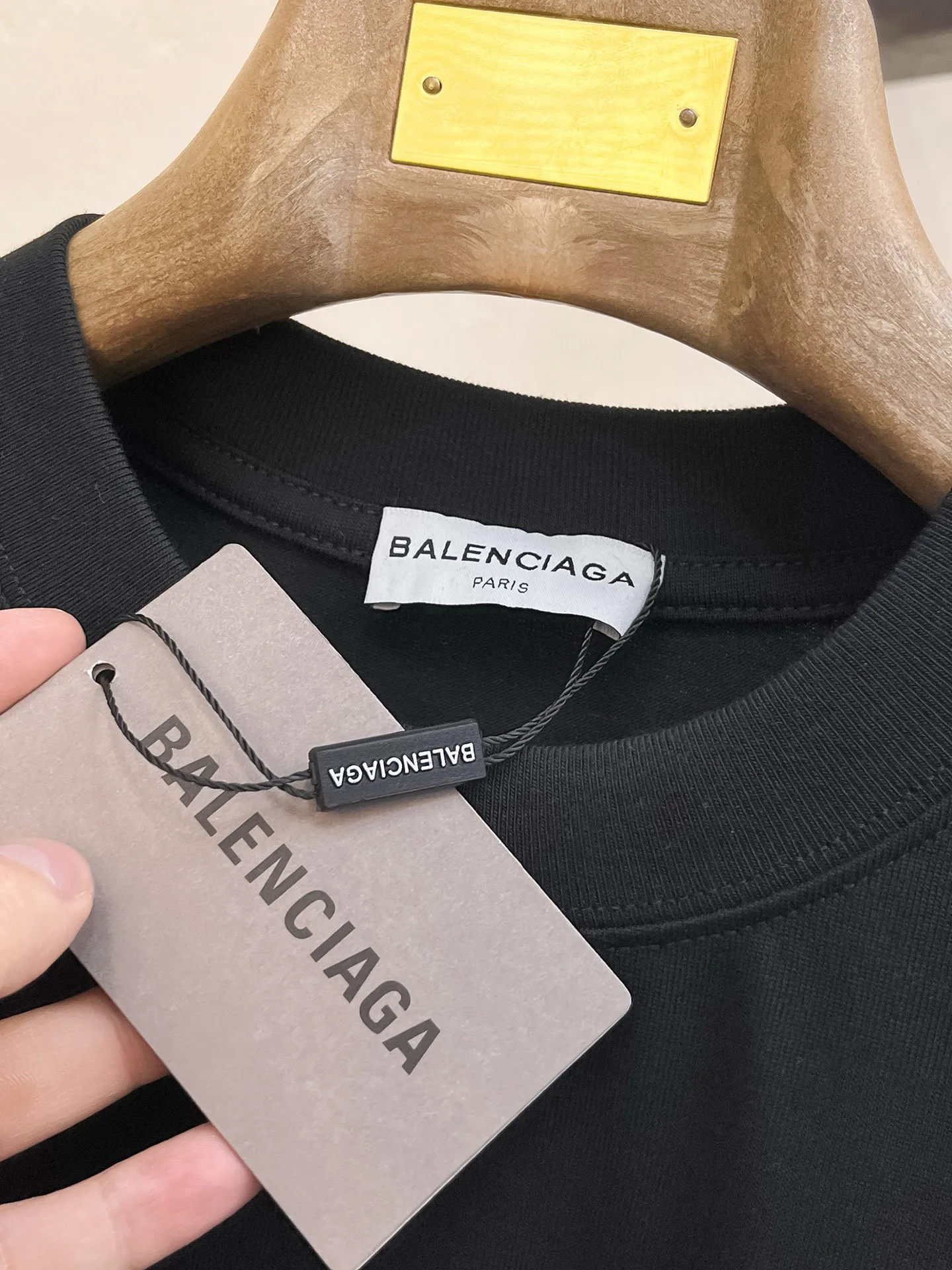 Balenciaga ブラッククラシックプリントTシャツ - 画像 (4)