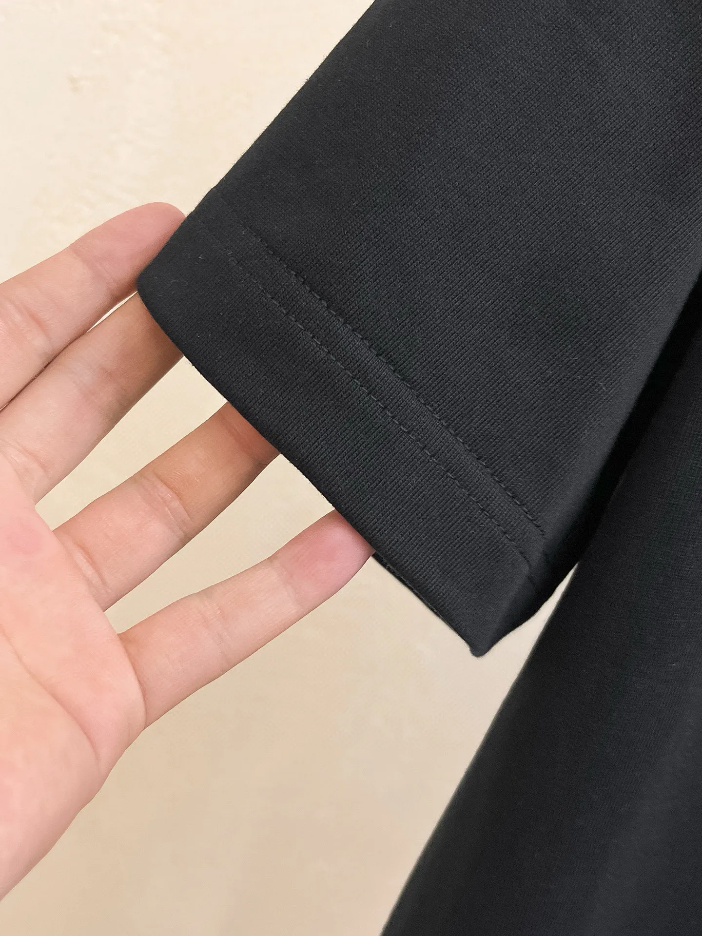 Balenciaga ブラッククラシックプリントTシャツ - 画像 (5)