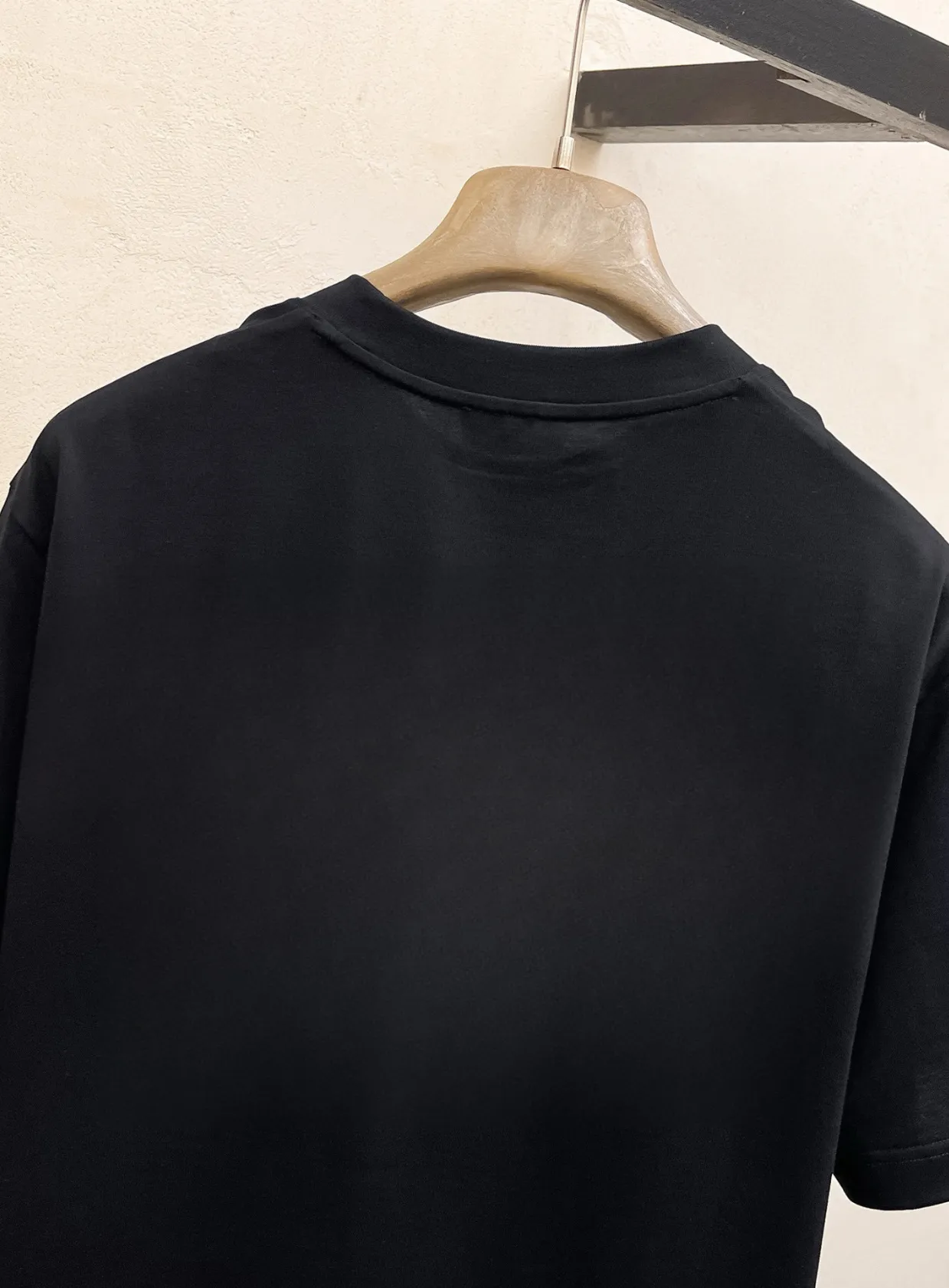 Balenciaga ブラッククラシックプリントTシャツ - 画像 (7)