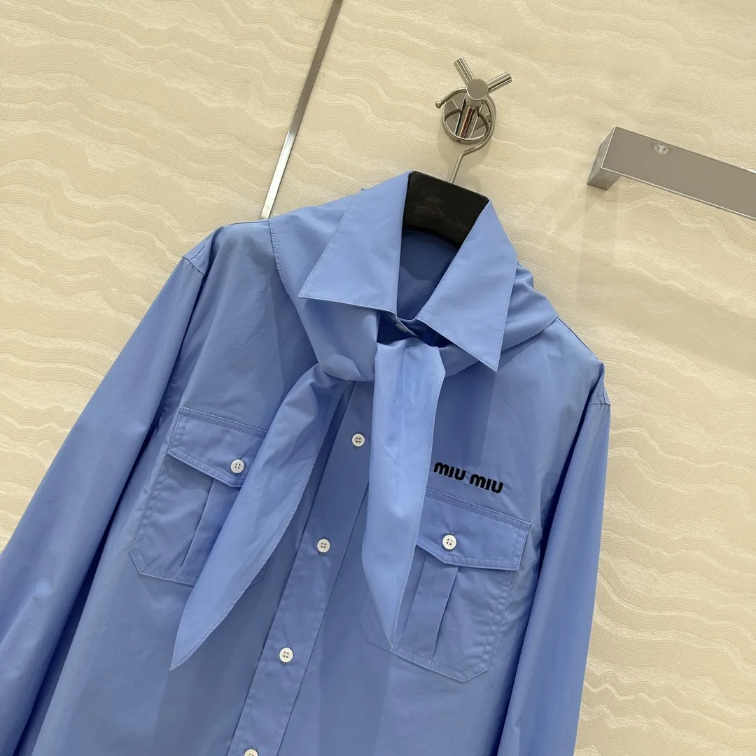 Miu Miu ブルー スカーフカラーシャツ - 画像 (3)