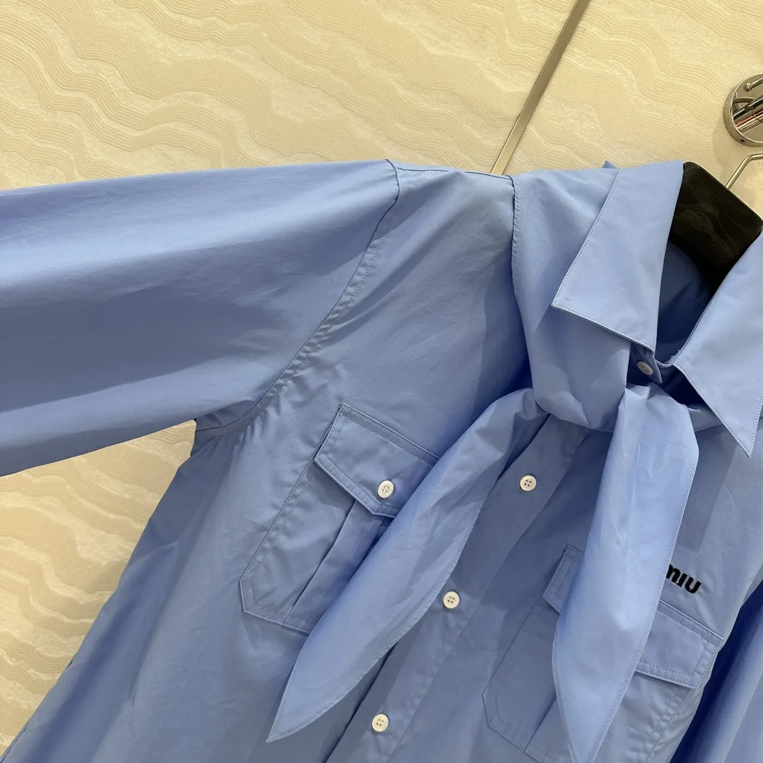 Miu Miu ブルー スカーフカラーシャツ - 画像 (5)