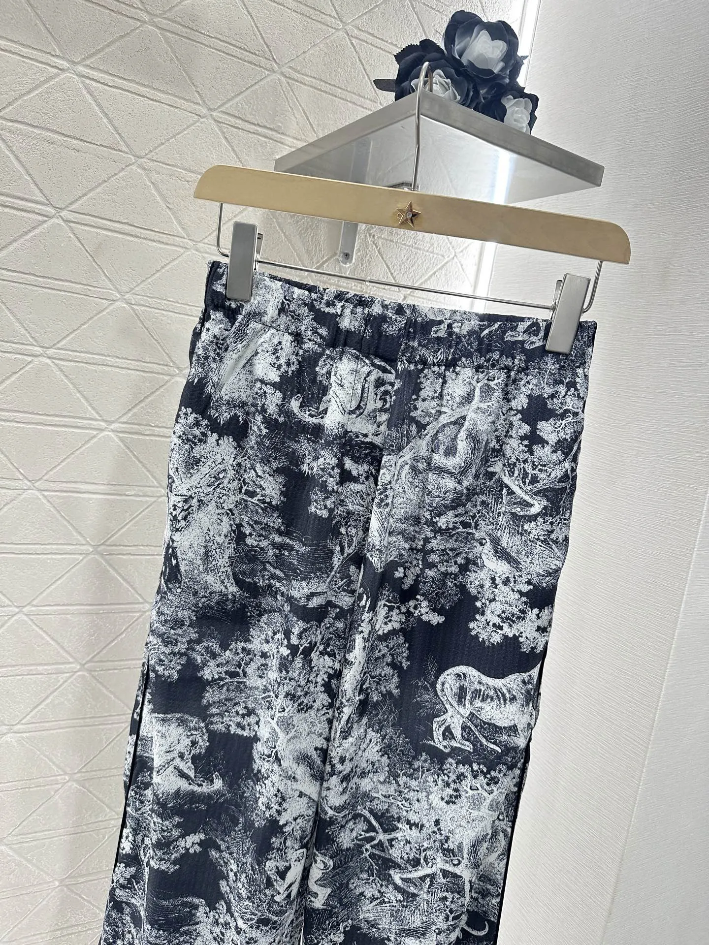 Dio新作青印刷シャツ長ズボンセット - 画像 (10)