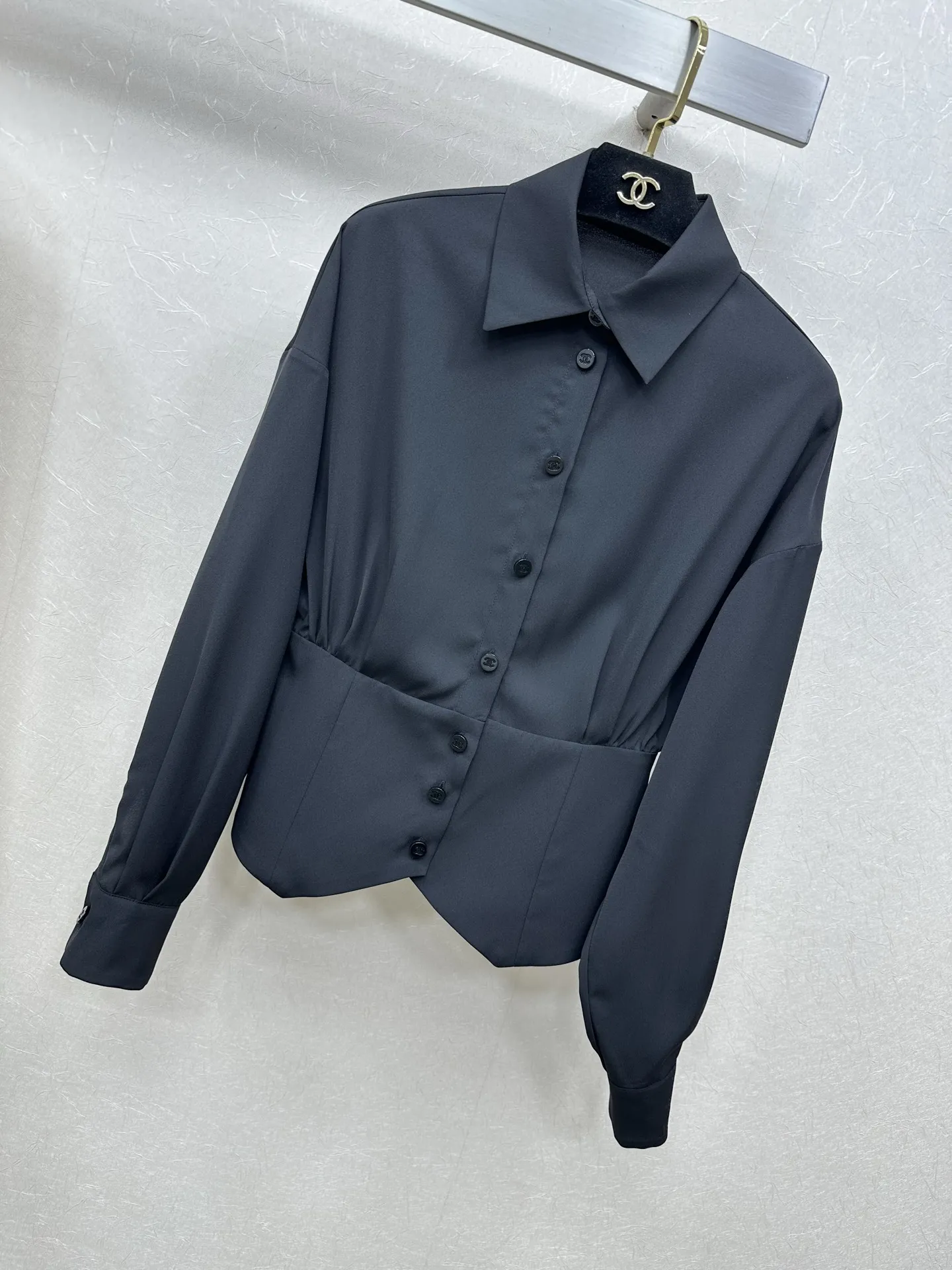 Chane新作シャツリバーシブルカラー白黒SML - 画像 (7)