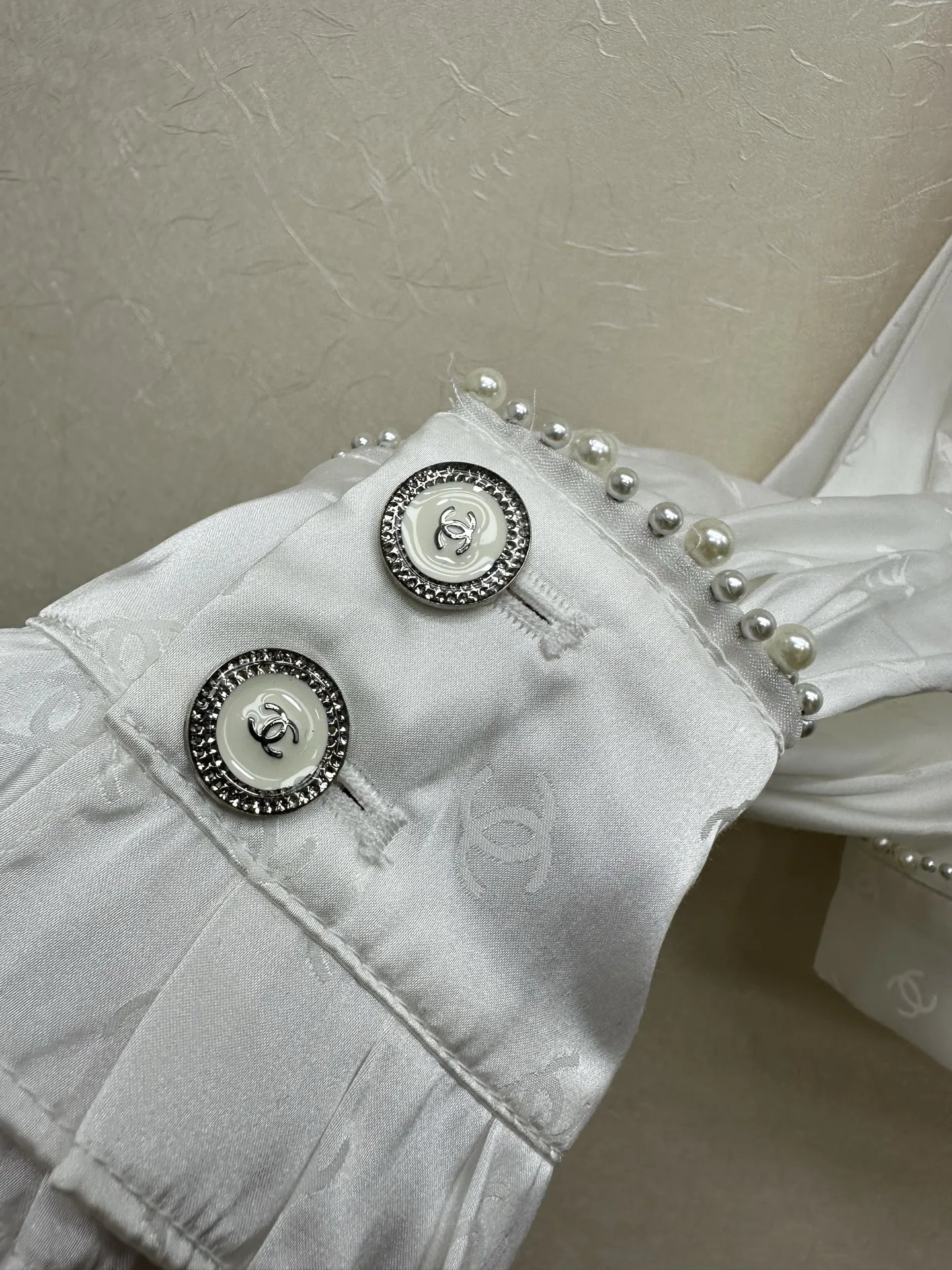 Chanel 25ss 新作シャツ ホワイト バットマンデザイン - 画像 (9)