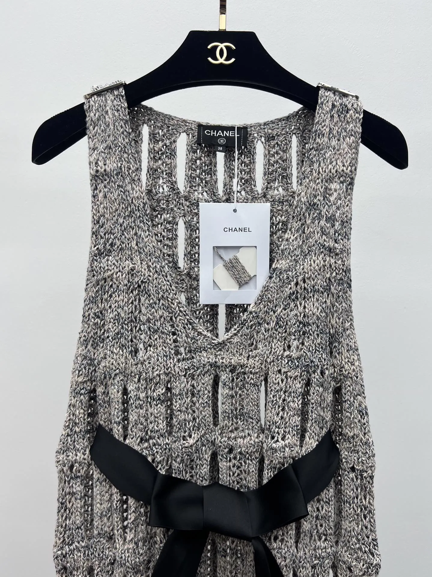 Chanel グレー蝶結びレースドレス - 画像 (3)