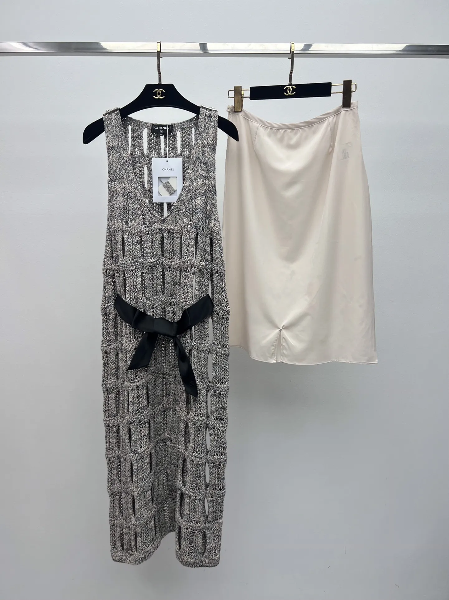 Chanel グレー蝶結びレースドレス - 画像 (10)