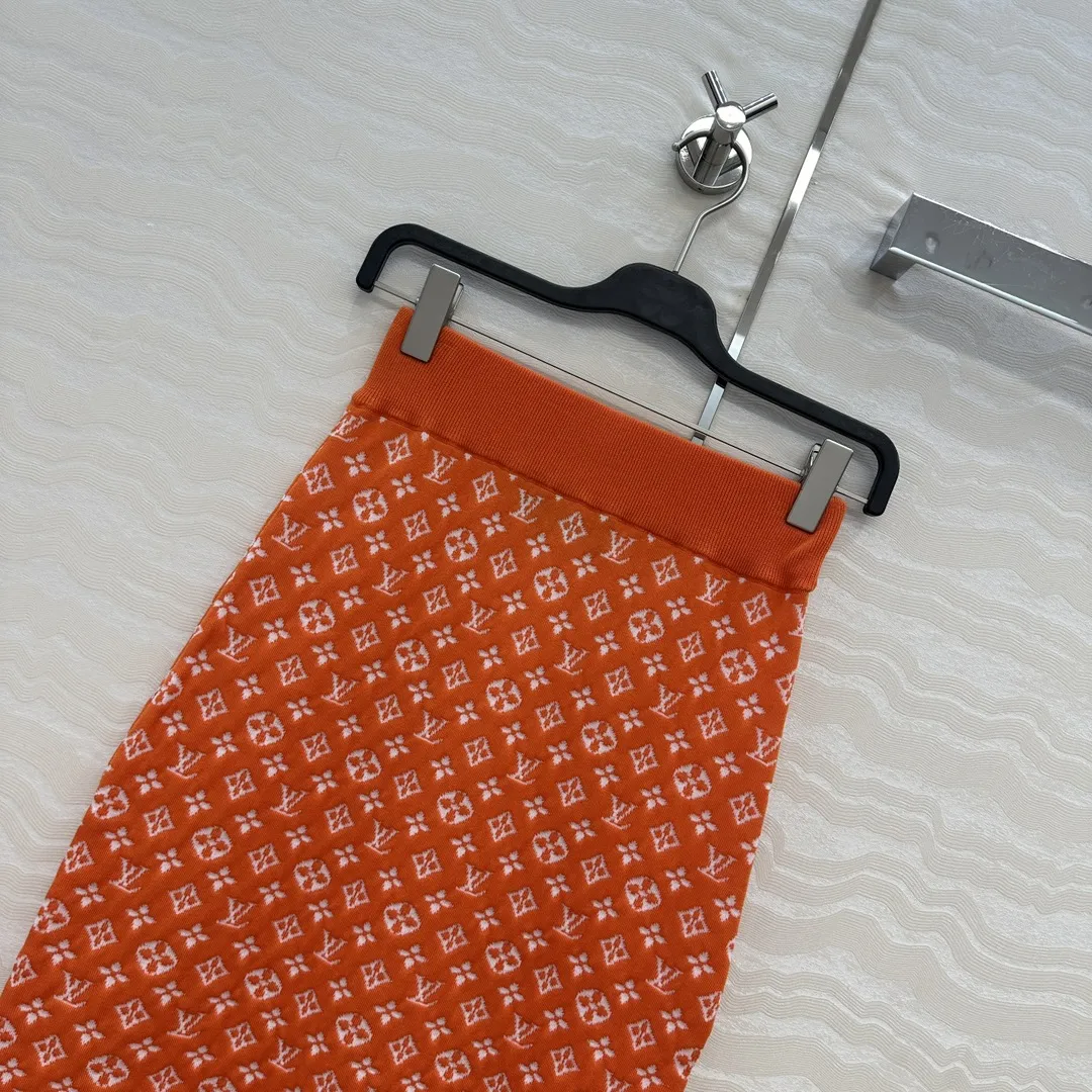 Louis Vuitton 25s春夏バケーション新商品ニットスカートネイビーMONOGRAM - 画像 (3)