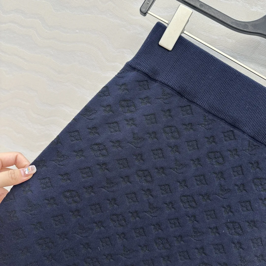 Louis Vuitton 25s春夏バケーション新商品ニットスカートネイビーMONOGRAM - 画像 (4)