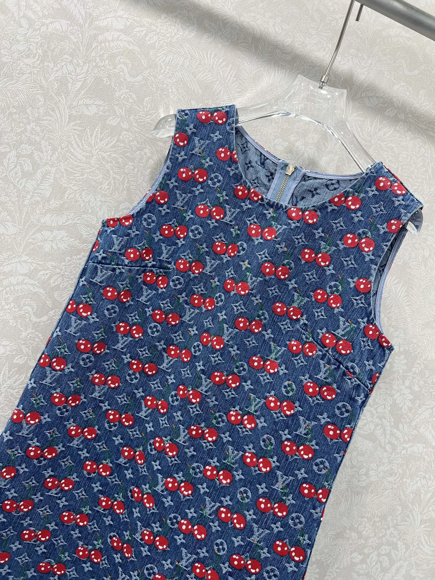 Louis Vuitton 25新款樱桃ブルーデニムワンピース - 画像 (5)